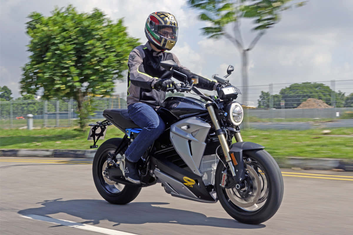 Pilote De Moto Électrique Energica Fond d'écran