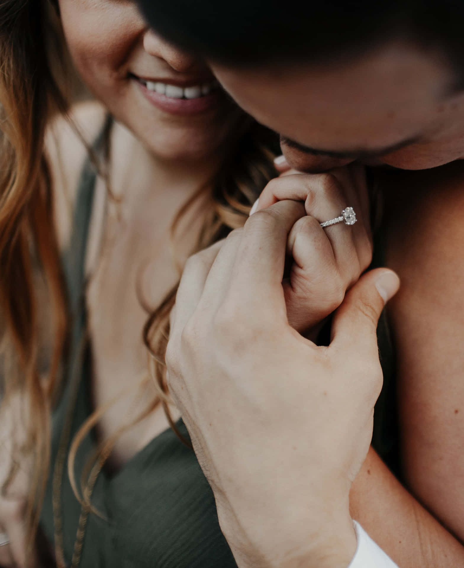 Got our engagement photos today : r/EngagementRings