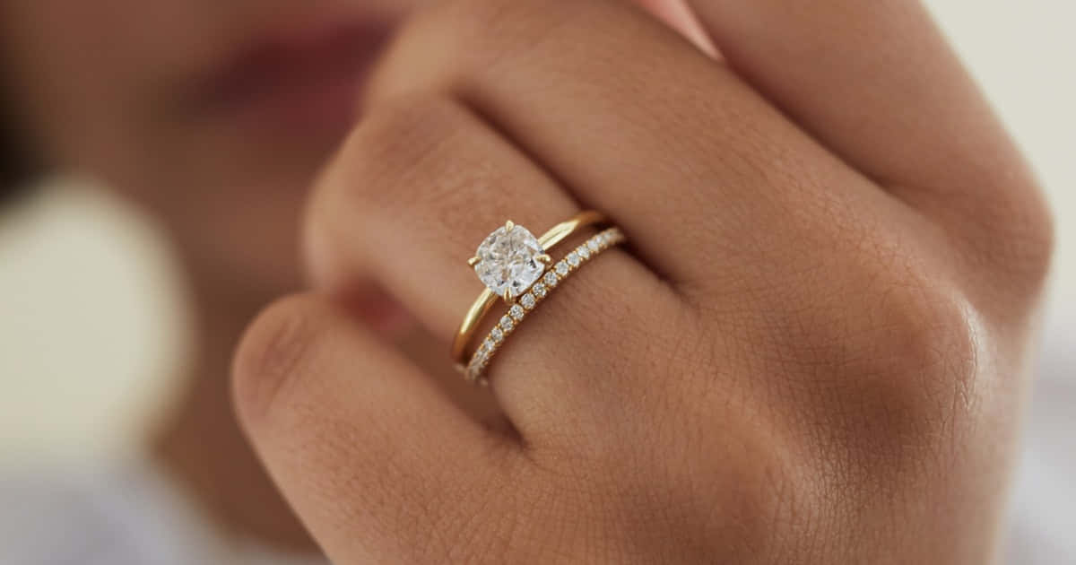 Immaginedi Un Anello Di Fidanzamento In Oro Con Diamante