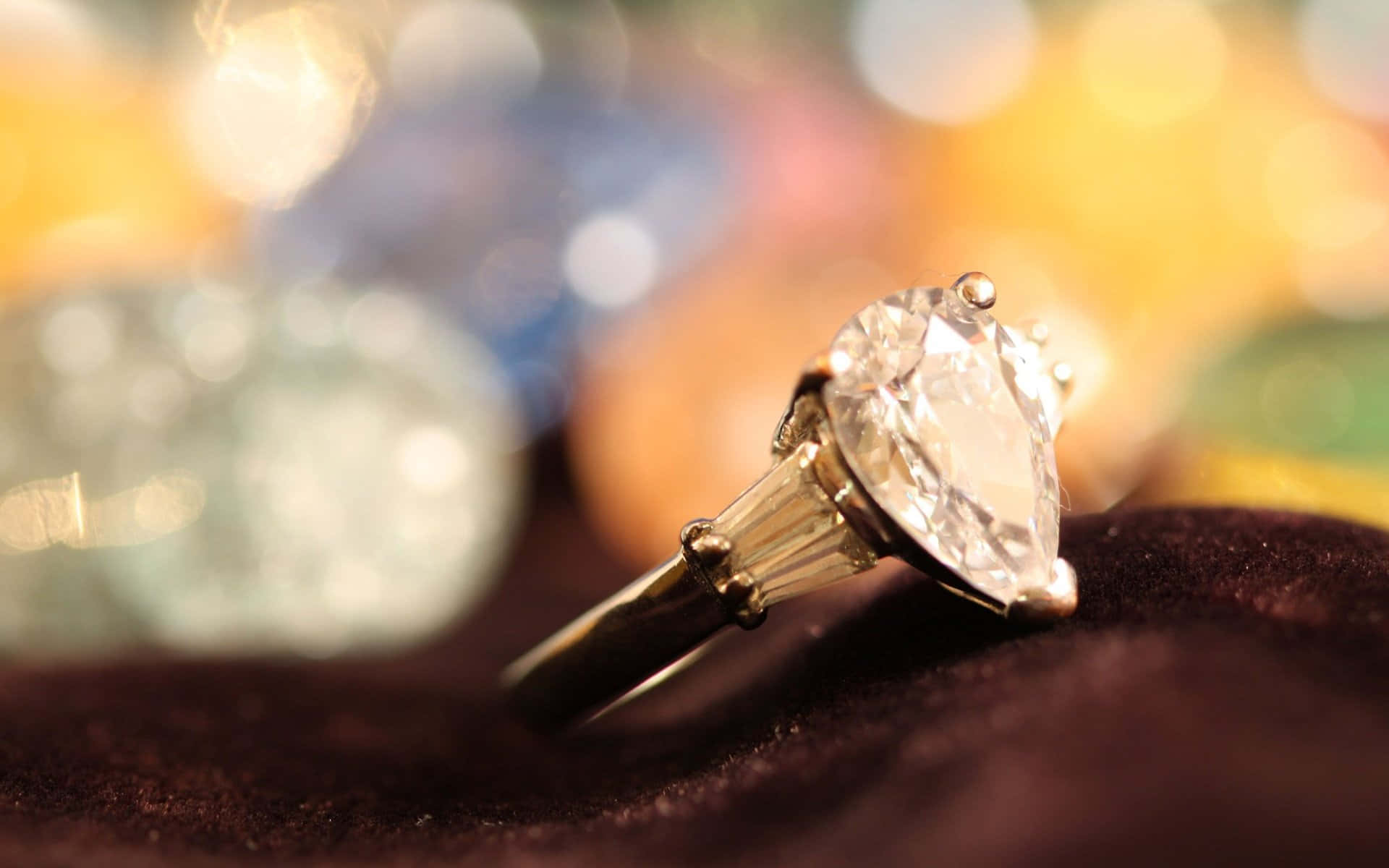 Glistening Engagement Ring Picture