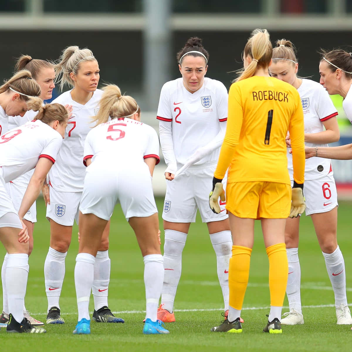 England Womens Soccer Team Huddle Wallpaper