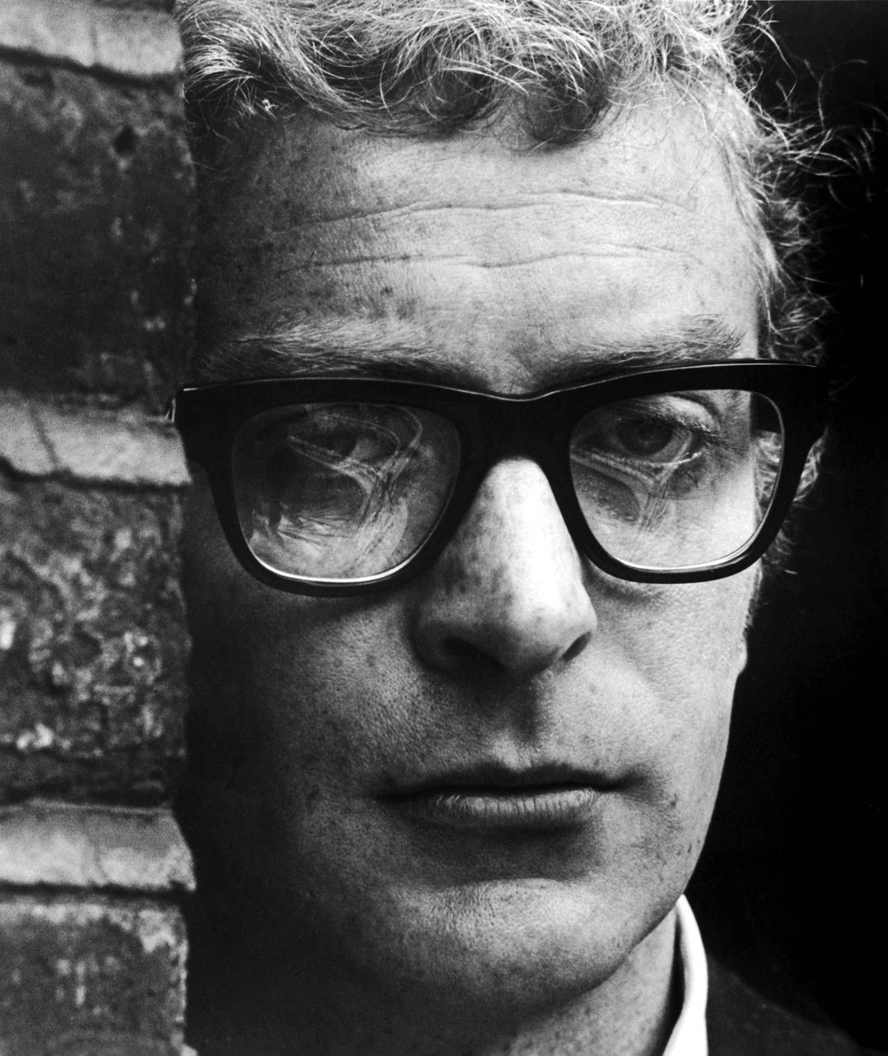 English Actor Michael Caine Grayscale Close Up Shot Wallpaper
