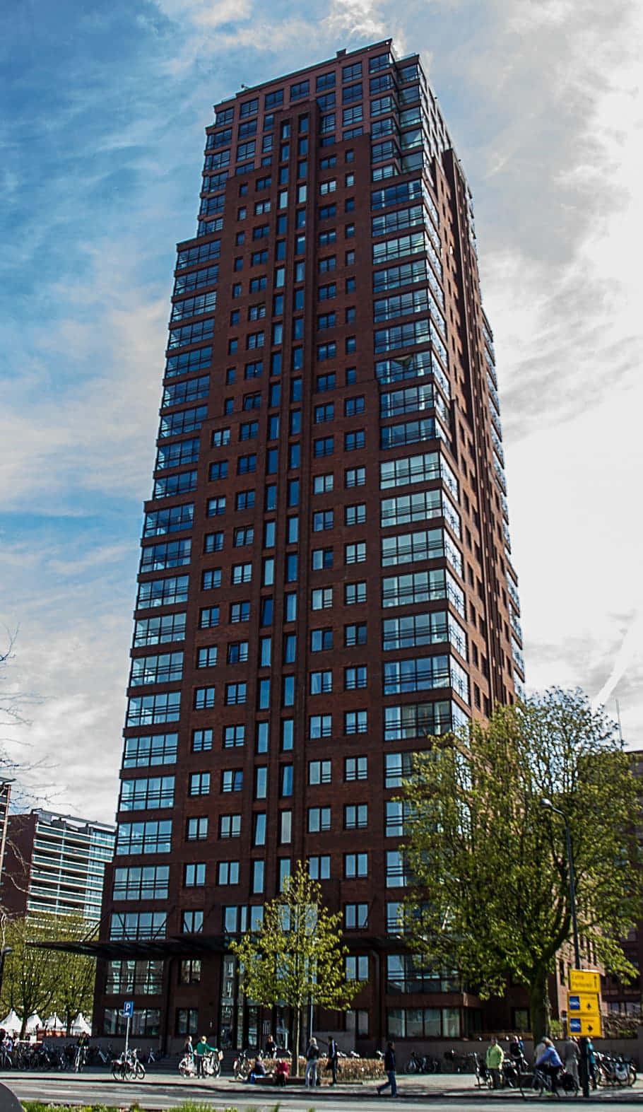 Skyline De Bâtiment De Grande Hauteur À Enschede Fond d'écran