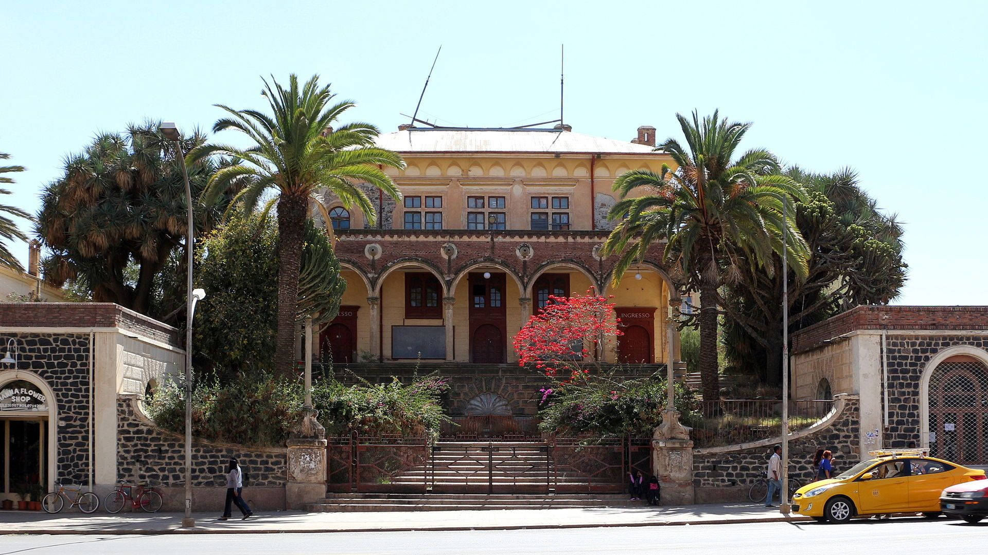 Eritrea Mansion Background