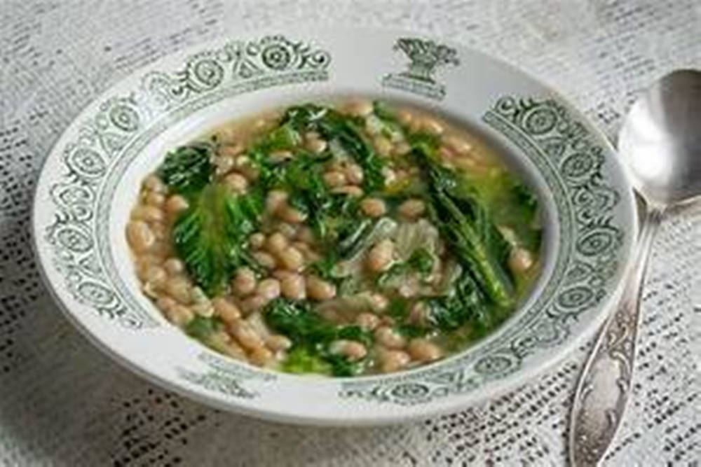 Escarole And Navy Bean Vegetable Soup Background