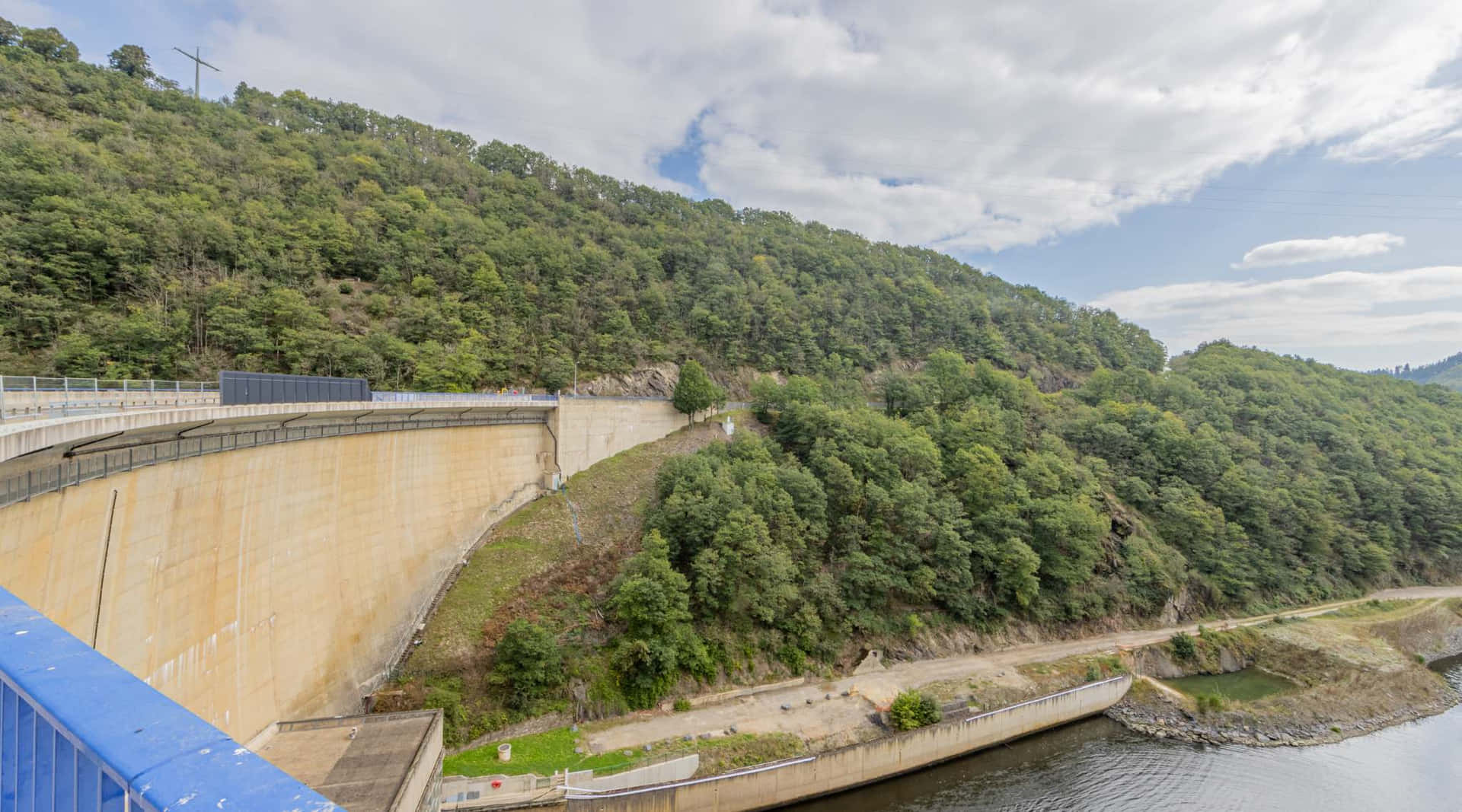 Eschsur Alzette Dam Scenery Wallpaper