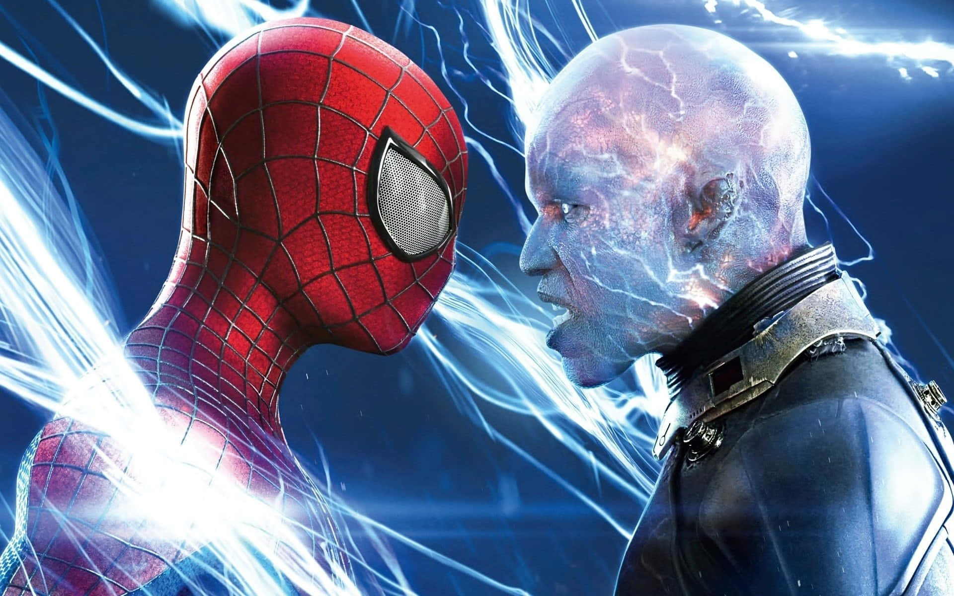 Espectacularultimate Spider-man Balanceándose Por La Ciudad Fondo de pantalla