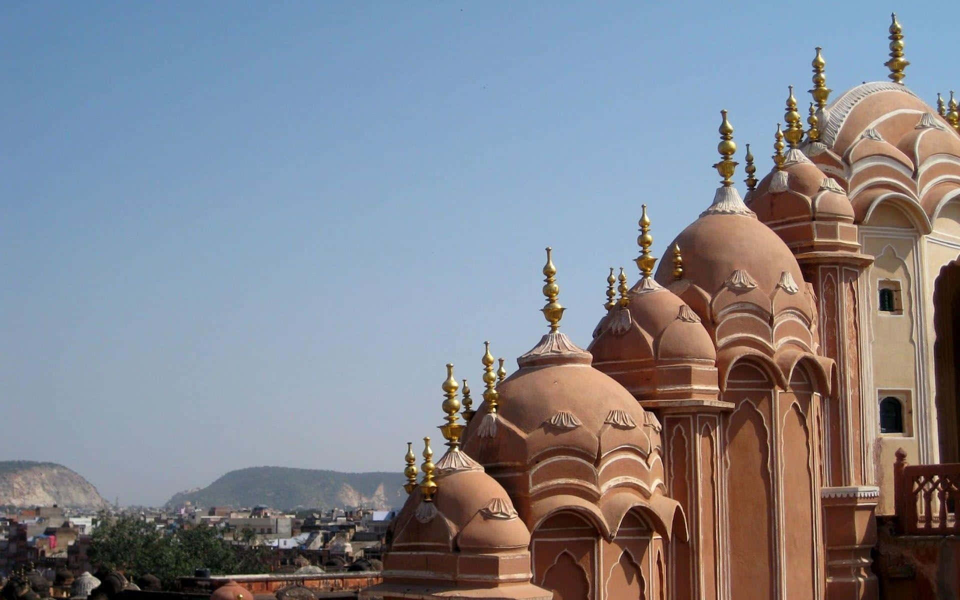 Esplorandola Bellezza Del Rajasthan: Un'architettura Colorata E Maestosa.