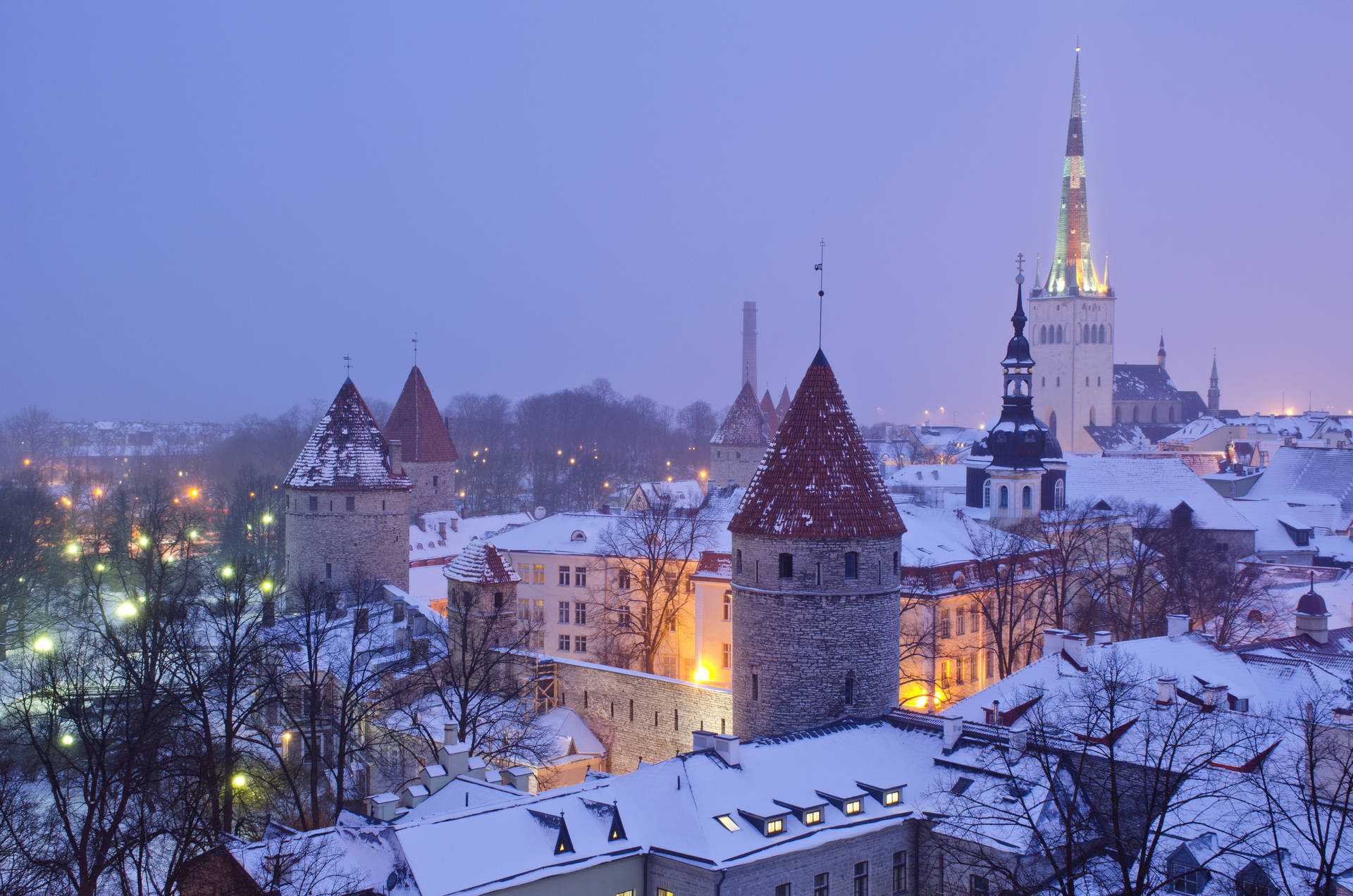 L'estonia Coperta Di Neve Sfondo