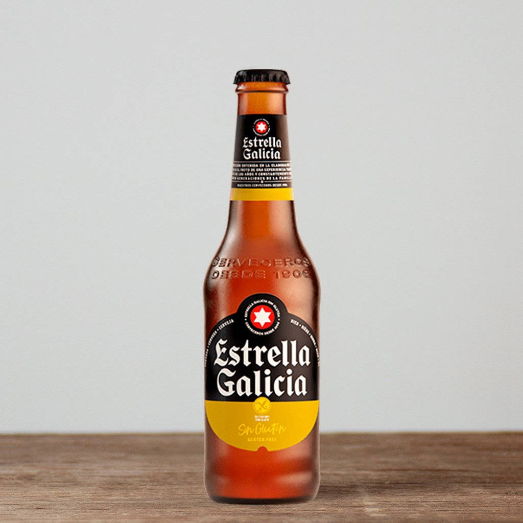 Estrella Galicia Øl i Gul Label Reklamearbejde som Wallpaper Wallpaper