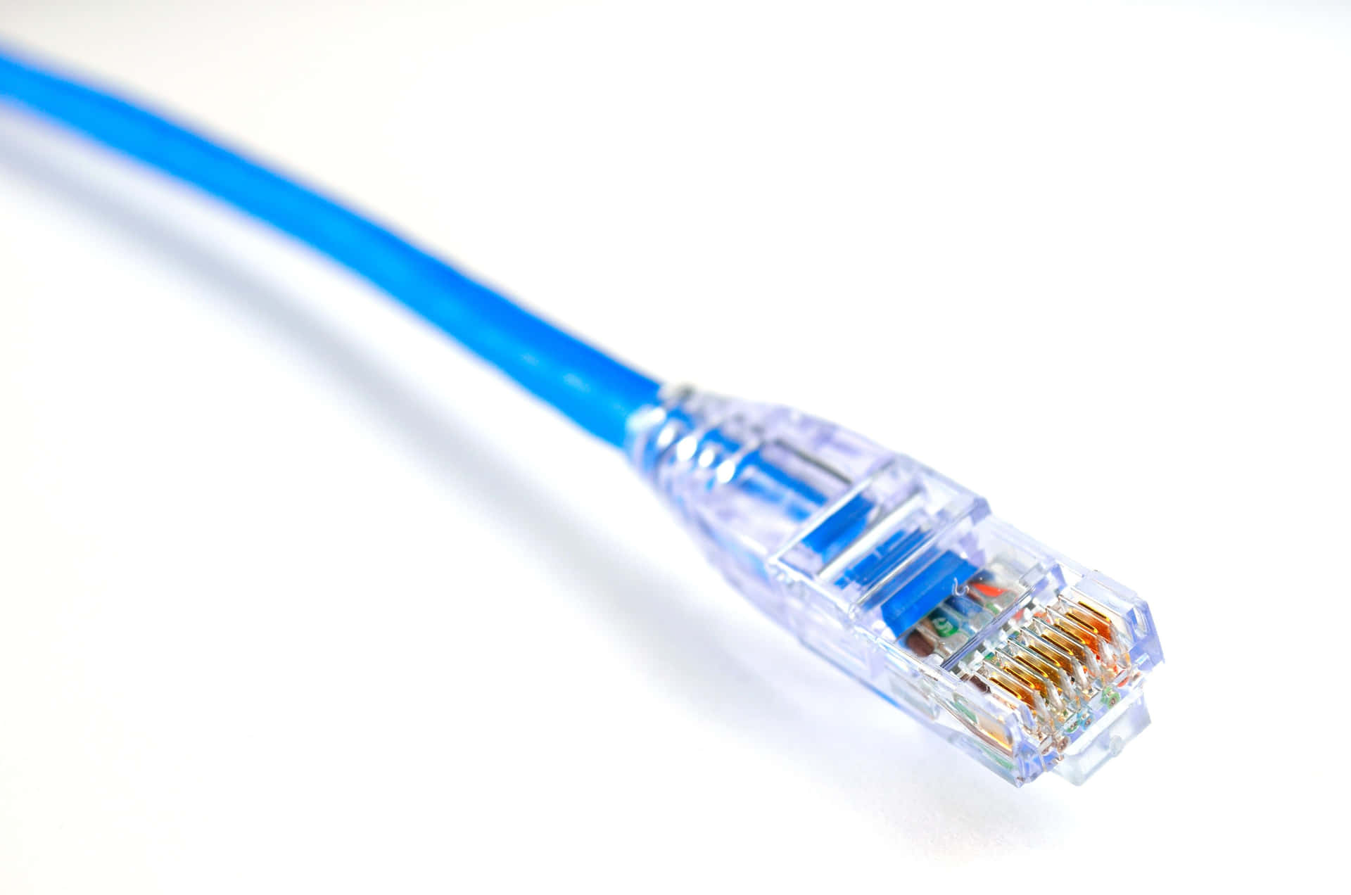 ¡conéctatecon Conexiones Ethernet Rápidas Y Confiables! Fondo de pantalla
