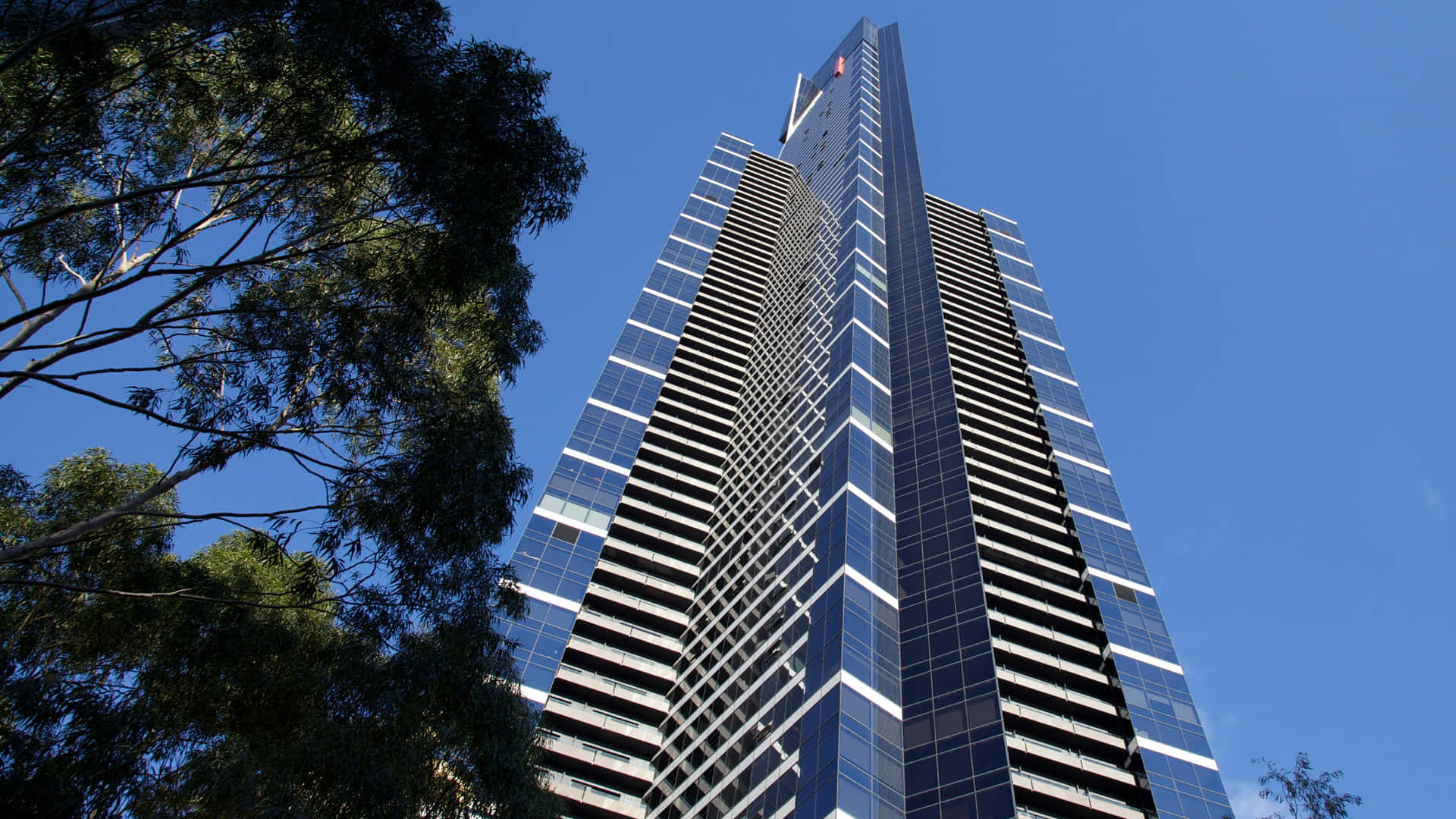 Dominance De La Skyline De La Tour Eureka Fond d'écran