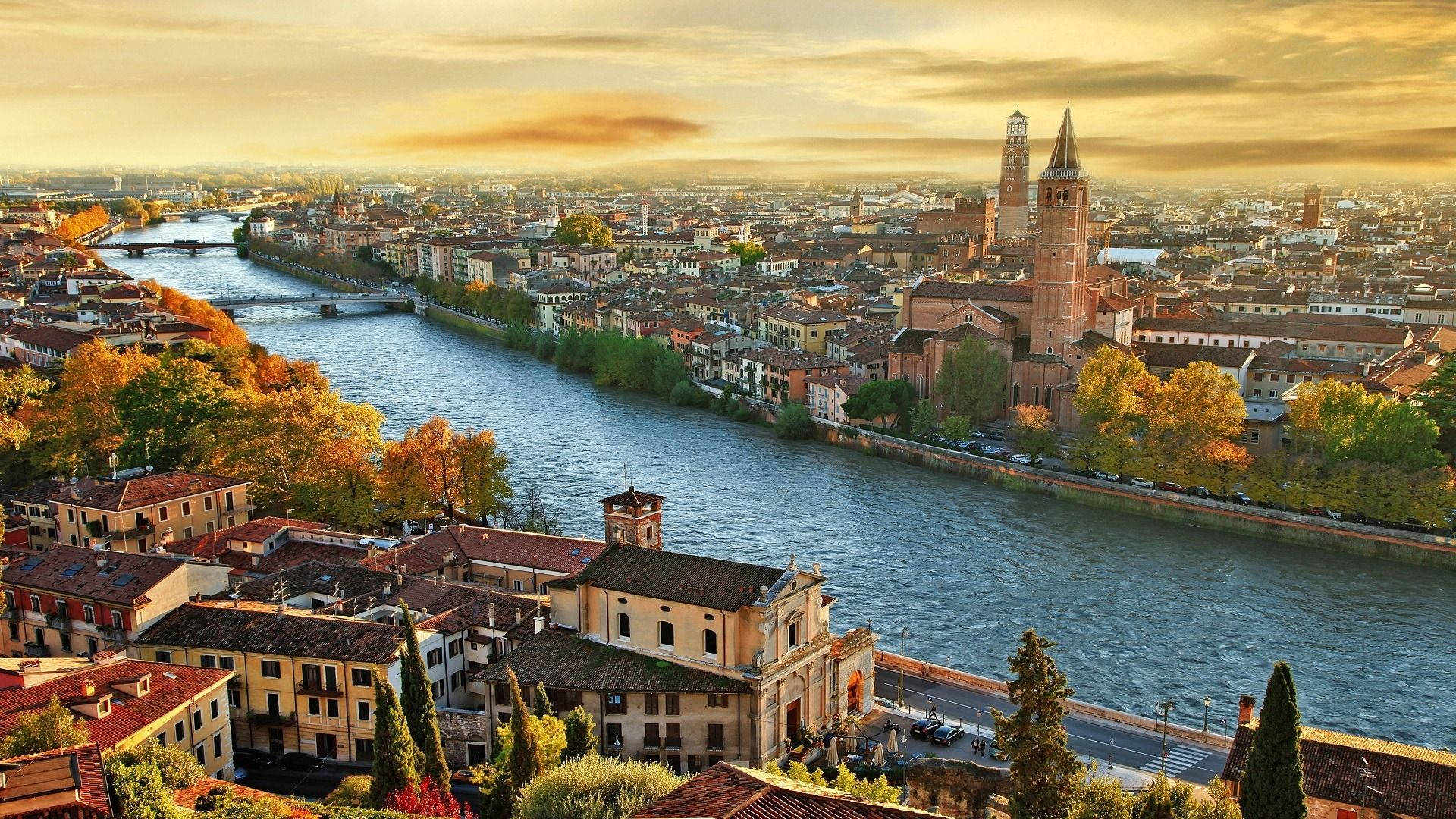 Europe's Verona City In Italy Wallpaper