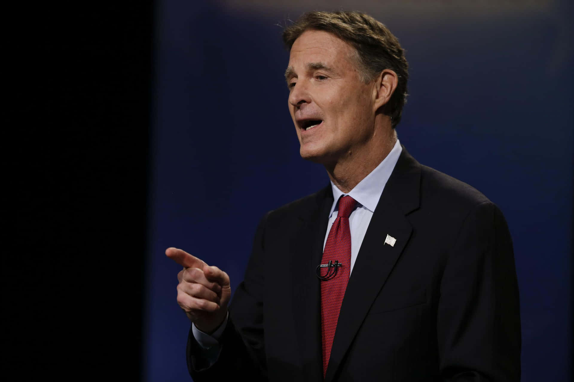 Evan Bayh In A Candid Moment Wallpaper