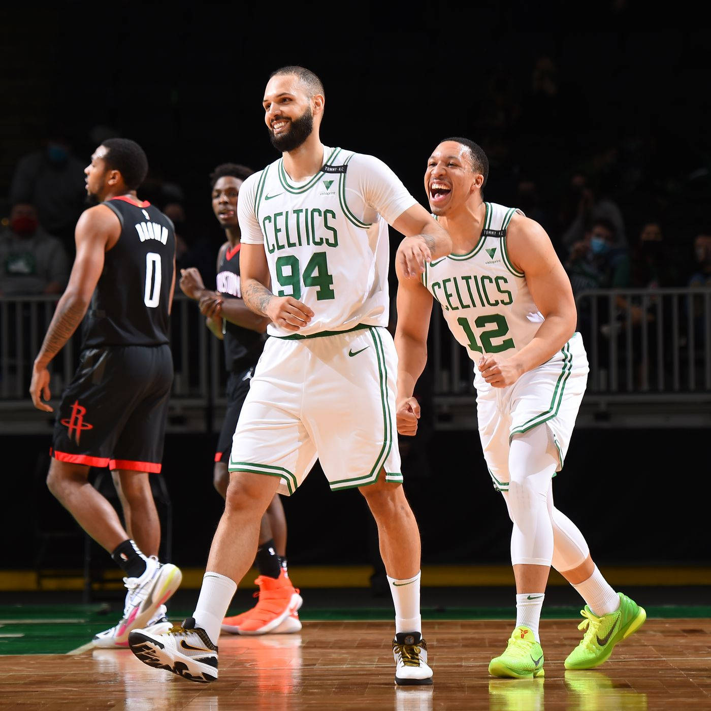Evan Fournier og Grant Williams Celtics VS. Rockets tapet Wallpaper