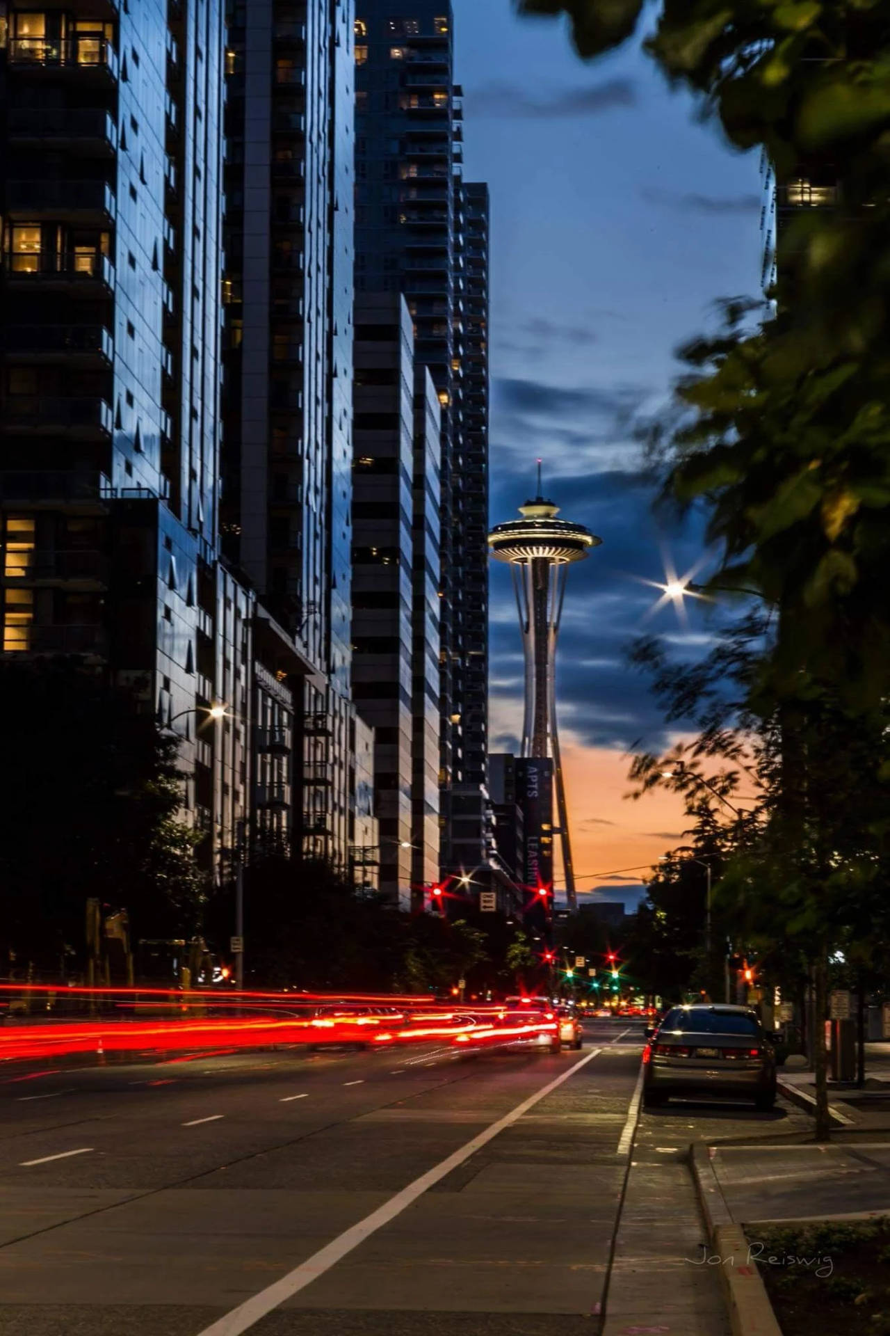 Evening At City Of Seattle Iphone Wallpaper