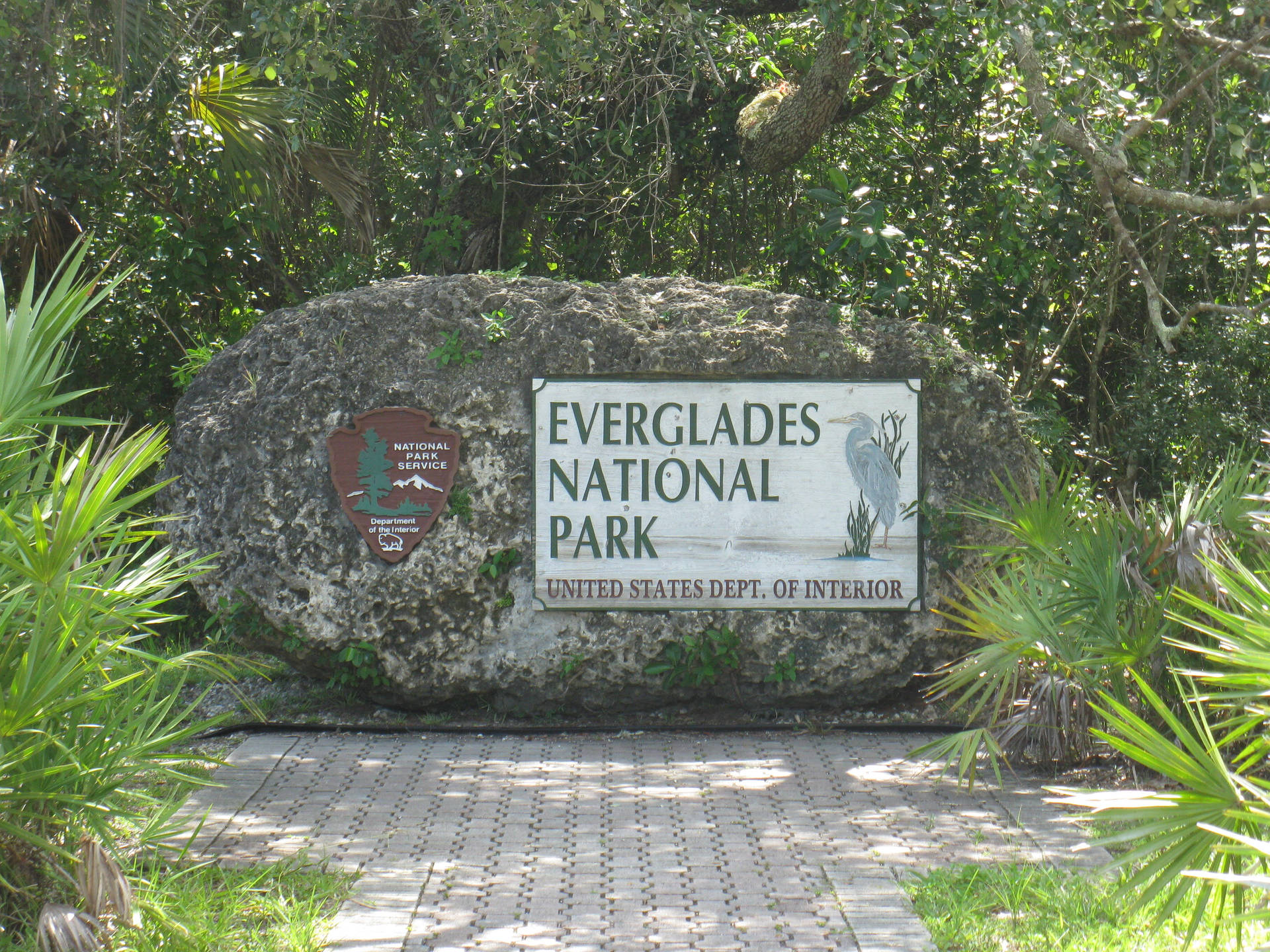 Everglades National Park Entrance Sign Wallpaper