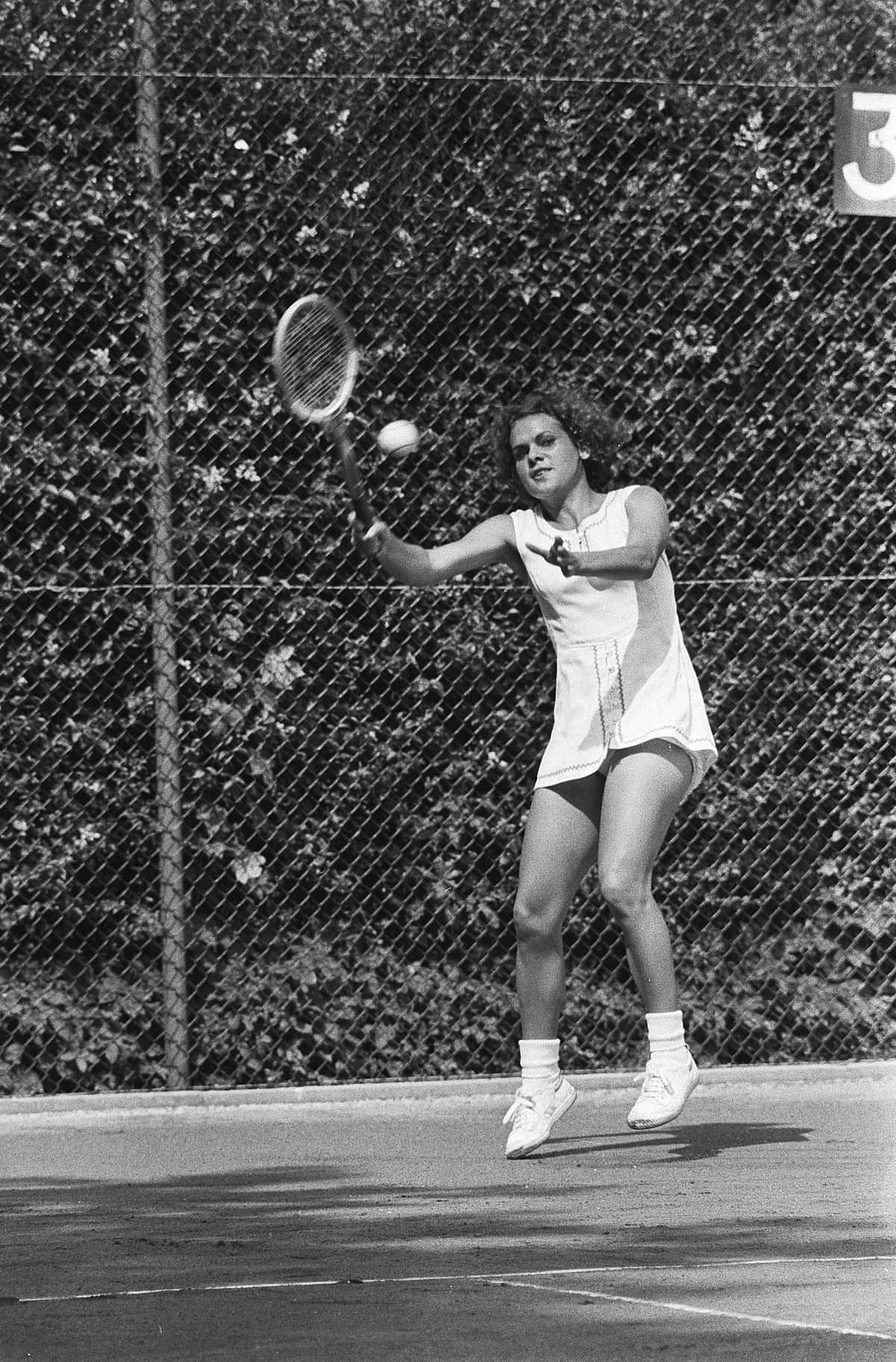 Evonne Goolagong Cawley Tennis Shot Foto Tapet: Wallpaper