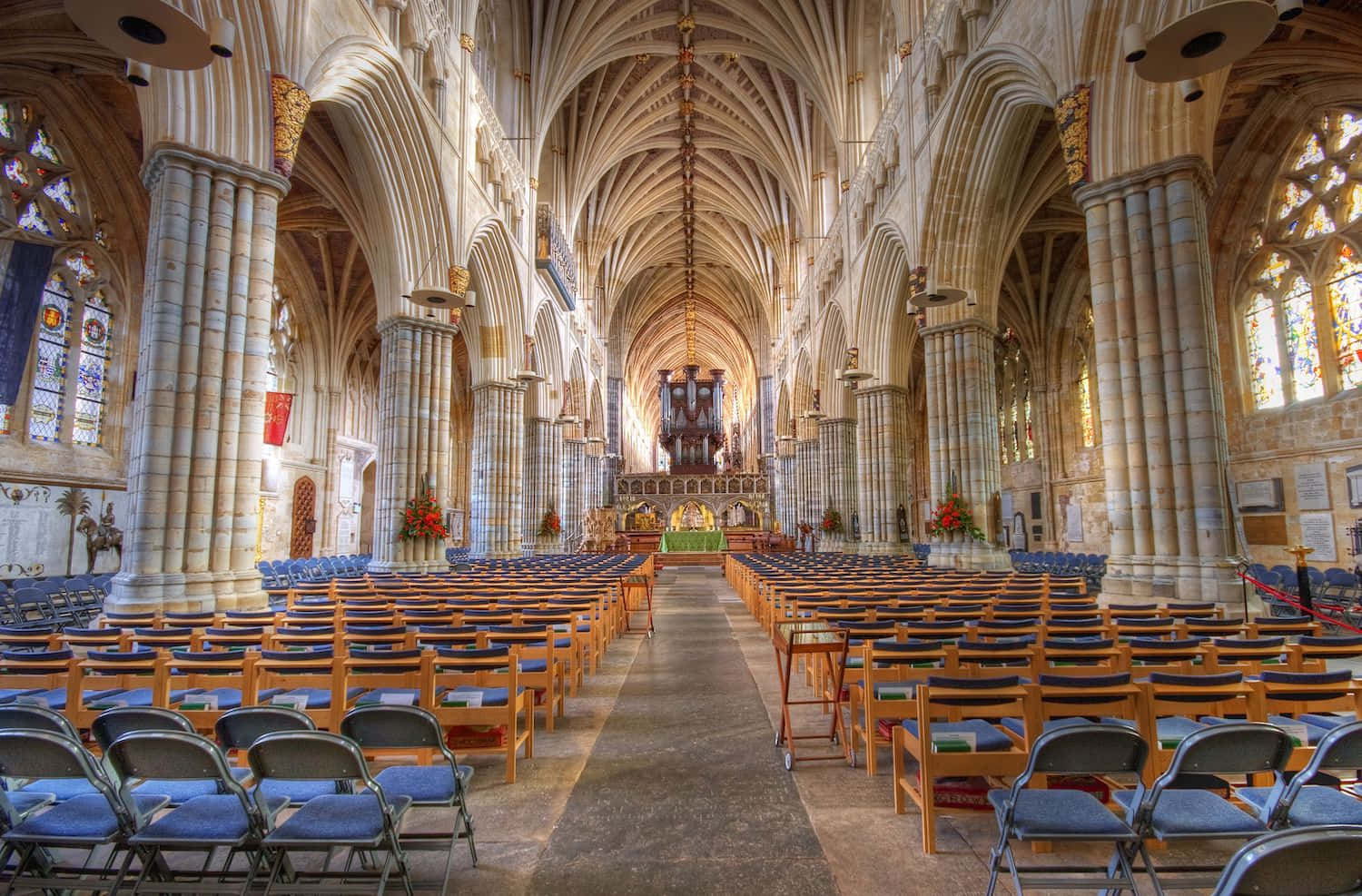 Pemandangan Interior Katedral Exeter Wallpaper