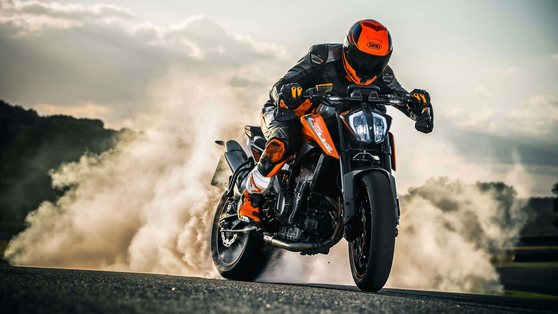 Exhilarating Adventure With Ktm Motorcycle Wallpaper