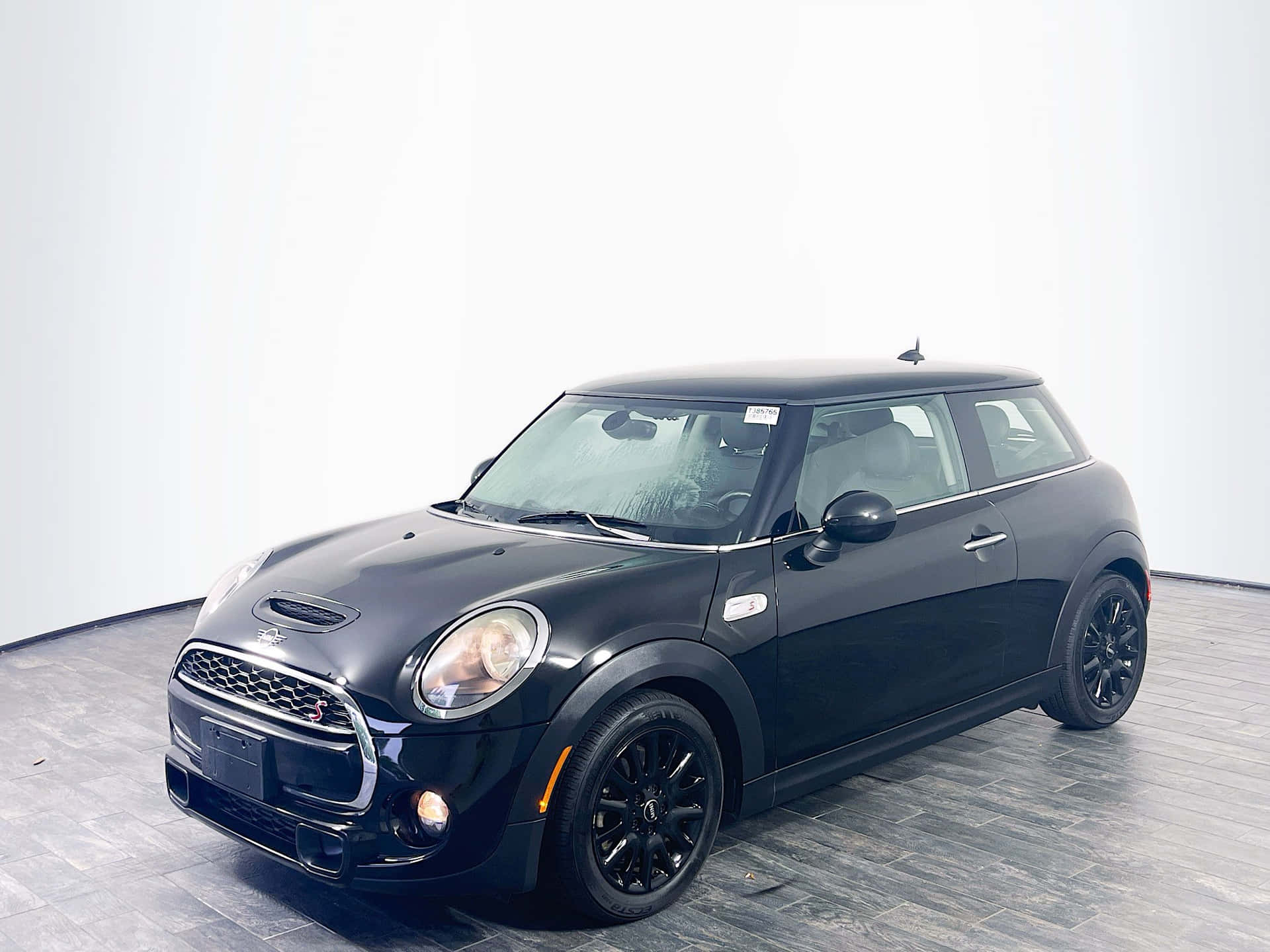 Experience Thrills With The Mini Cooper Hardtop 2 Door Wallpaper