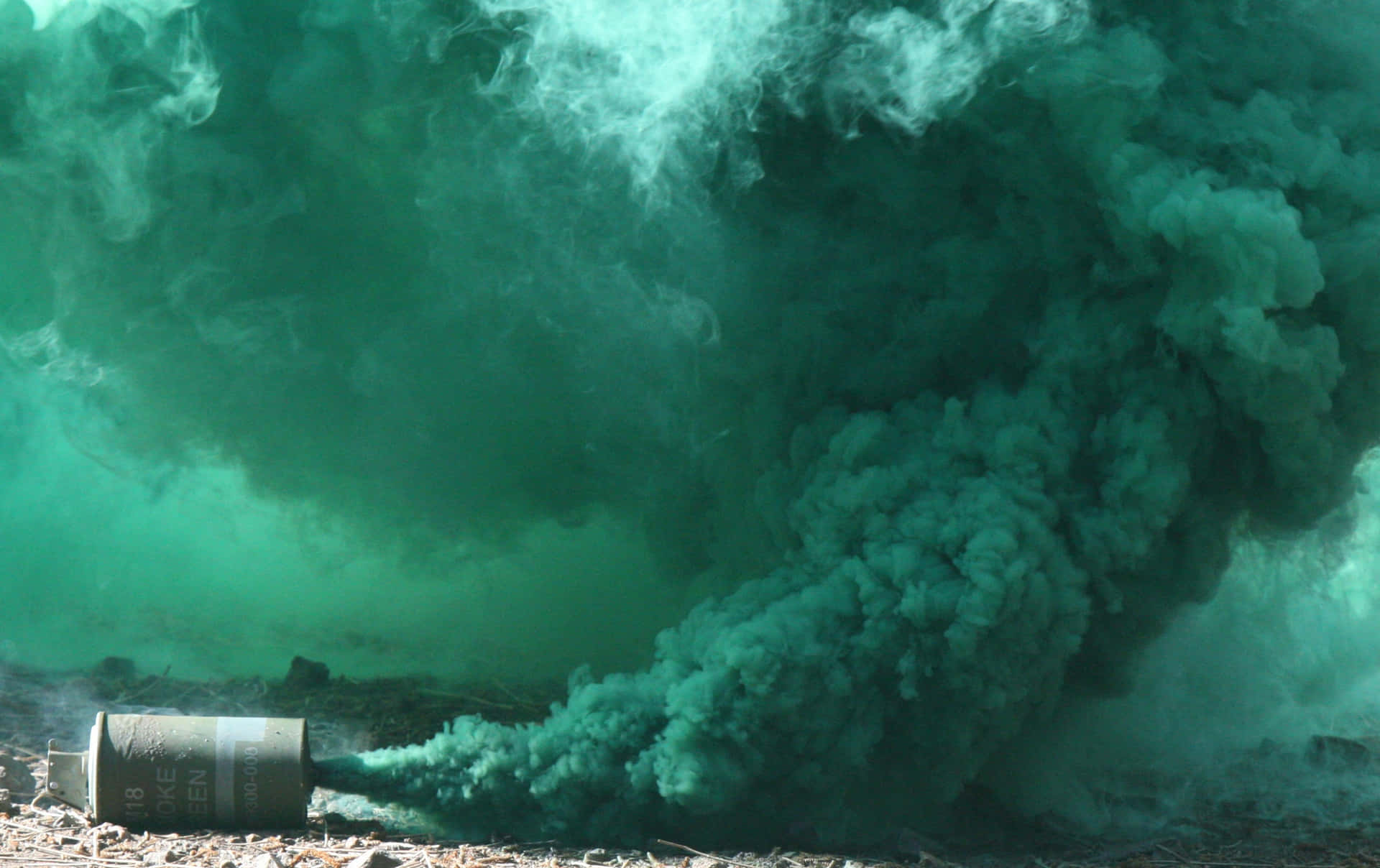 Emerald Haze - Grenade Smoke Explosion Wallpaper
