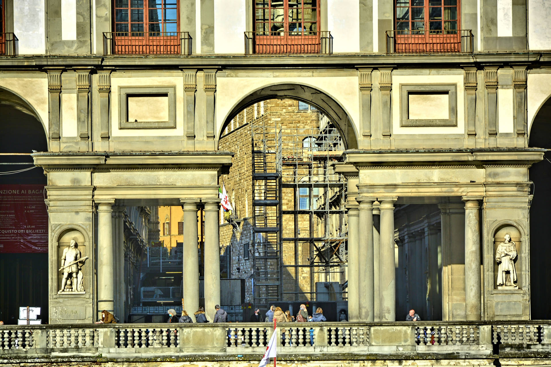 Exterior Of Uffizi Gallery Background