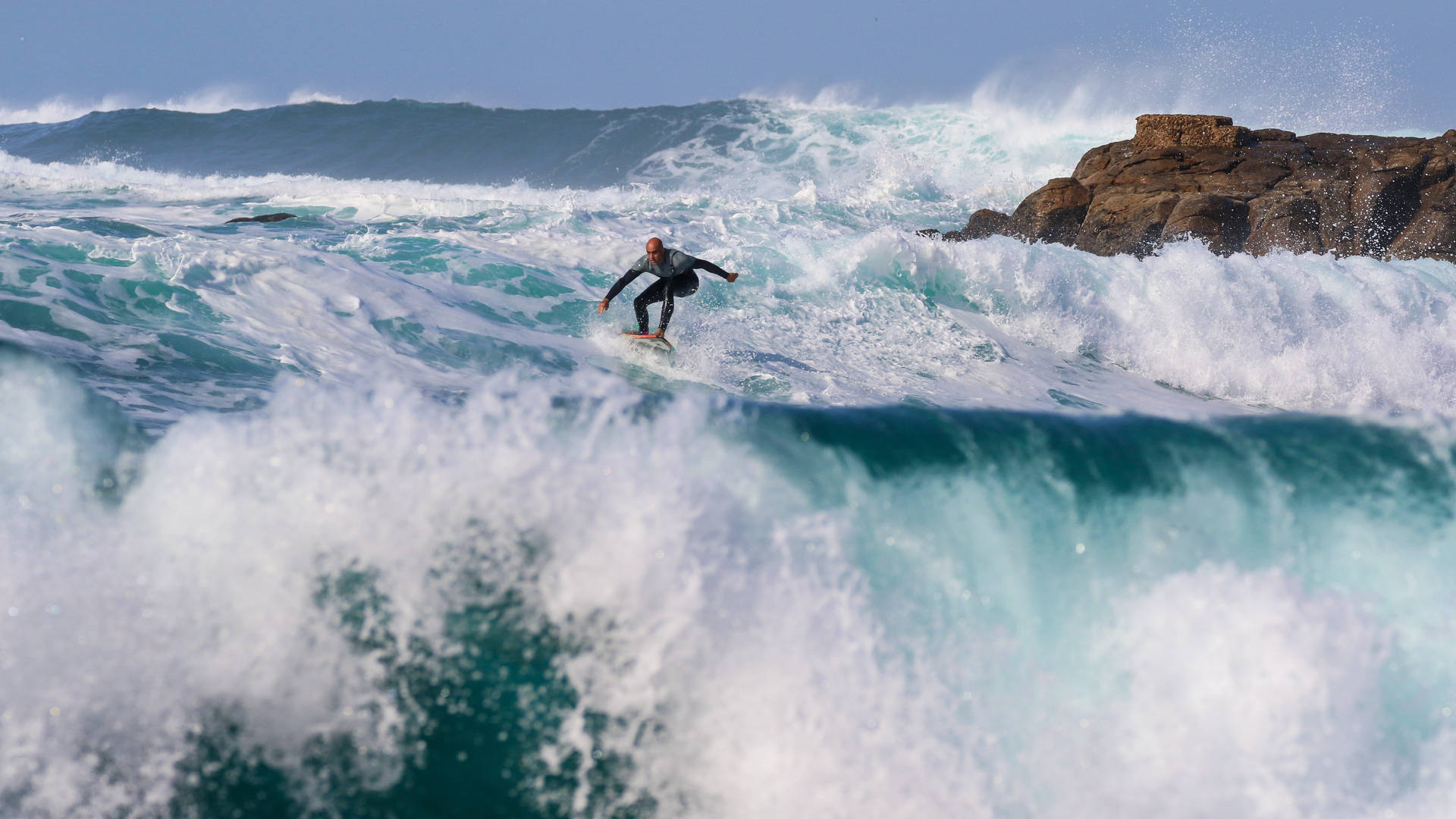 Extreme Sports Surfing Crashing Waves Wallpaper