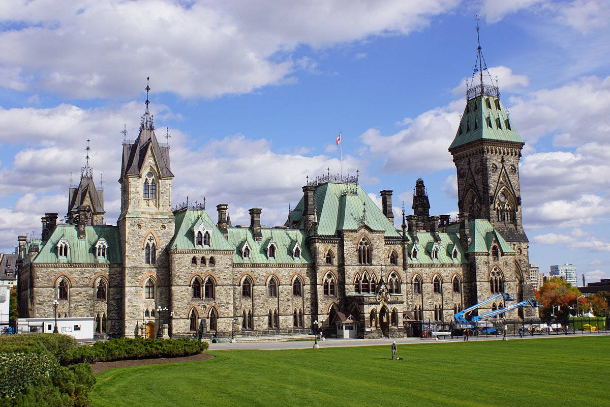 Facade Of The Parliament Hill In Ottawa Wallpaper