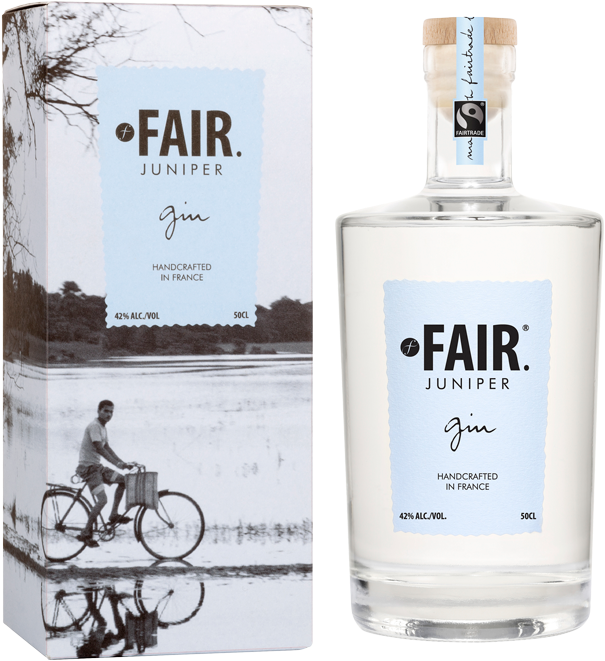 Fair Juniper Gin Bottleand Packaging PNG