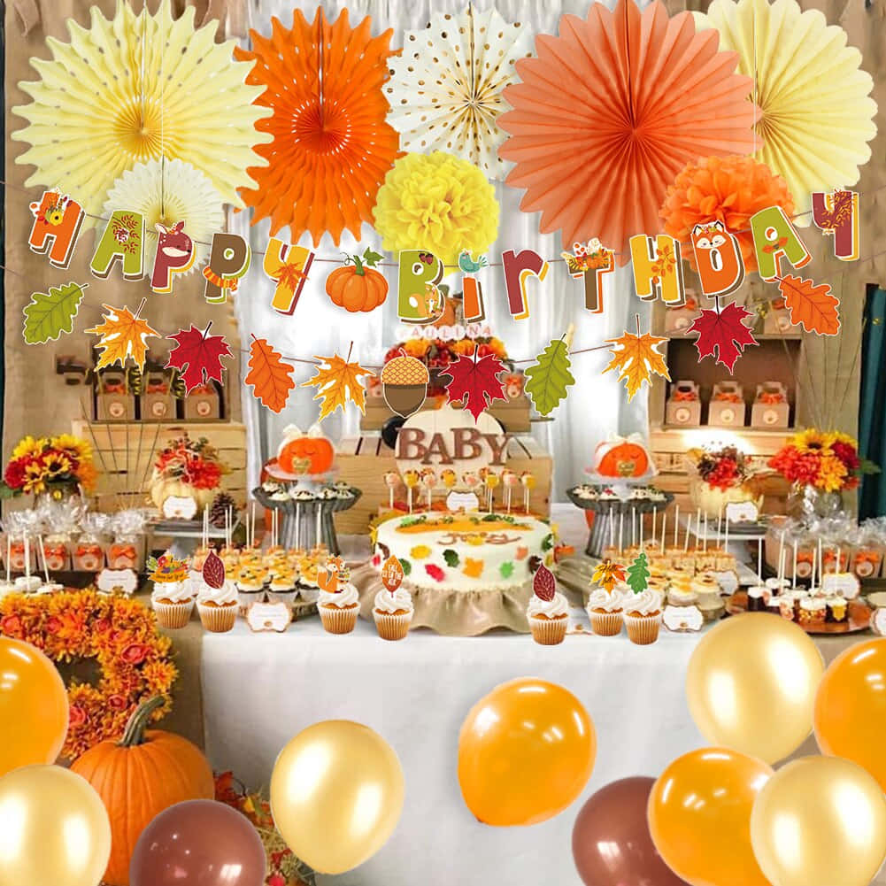En fødselsdagsfest bord med efterår dekorationer og balloner Wallpaper