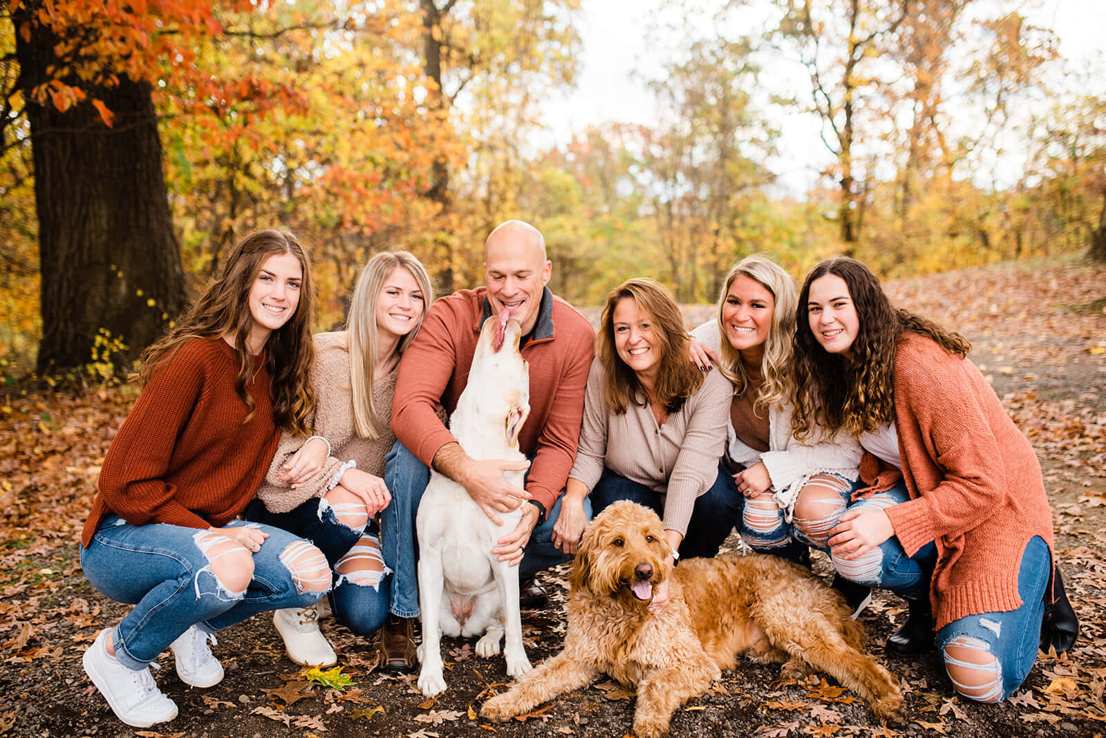 Fall Family Pictures 1600 X 1068