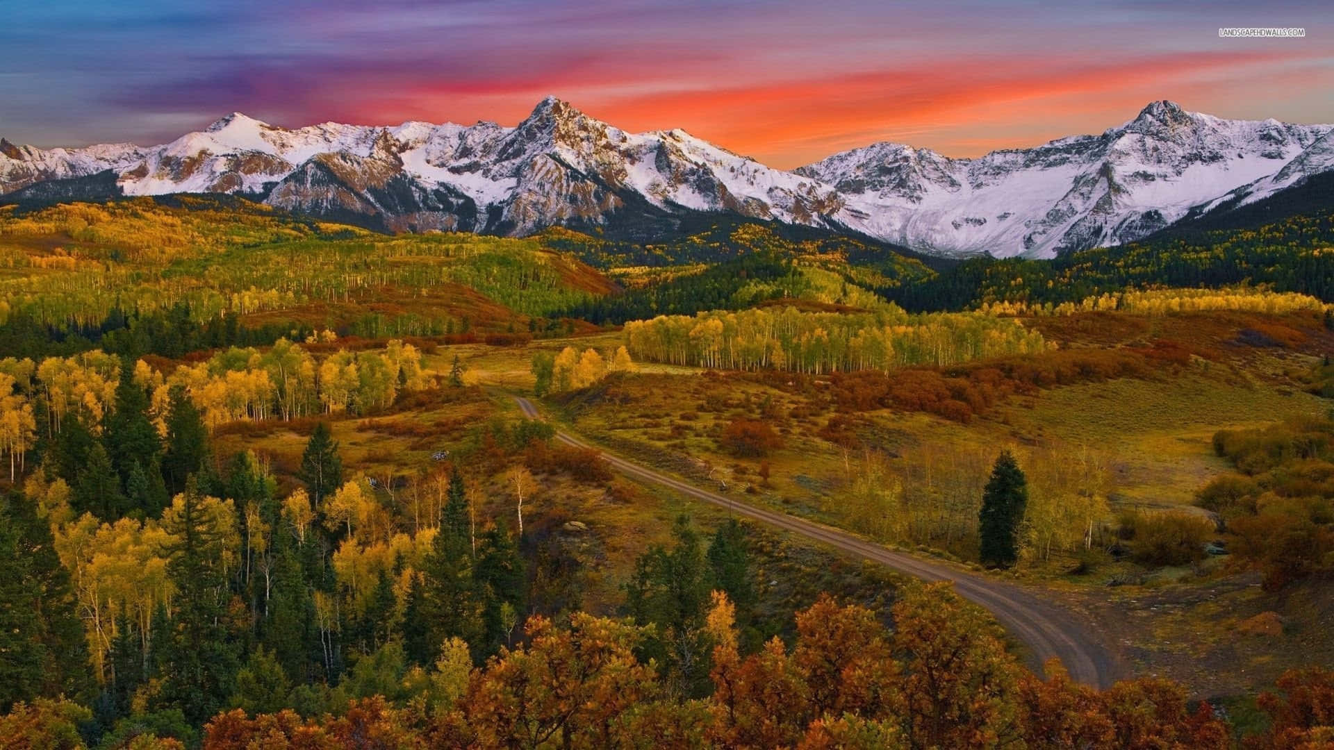 Majestic Fall Mountains at Sunset Wallpaper