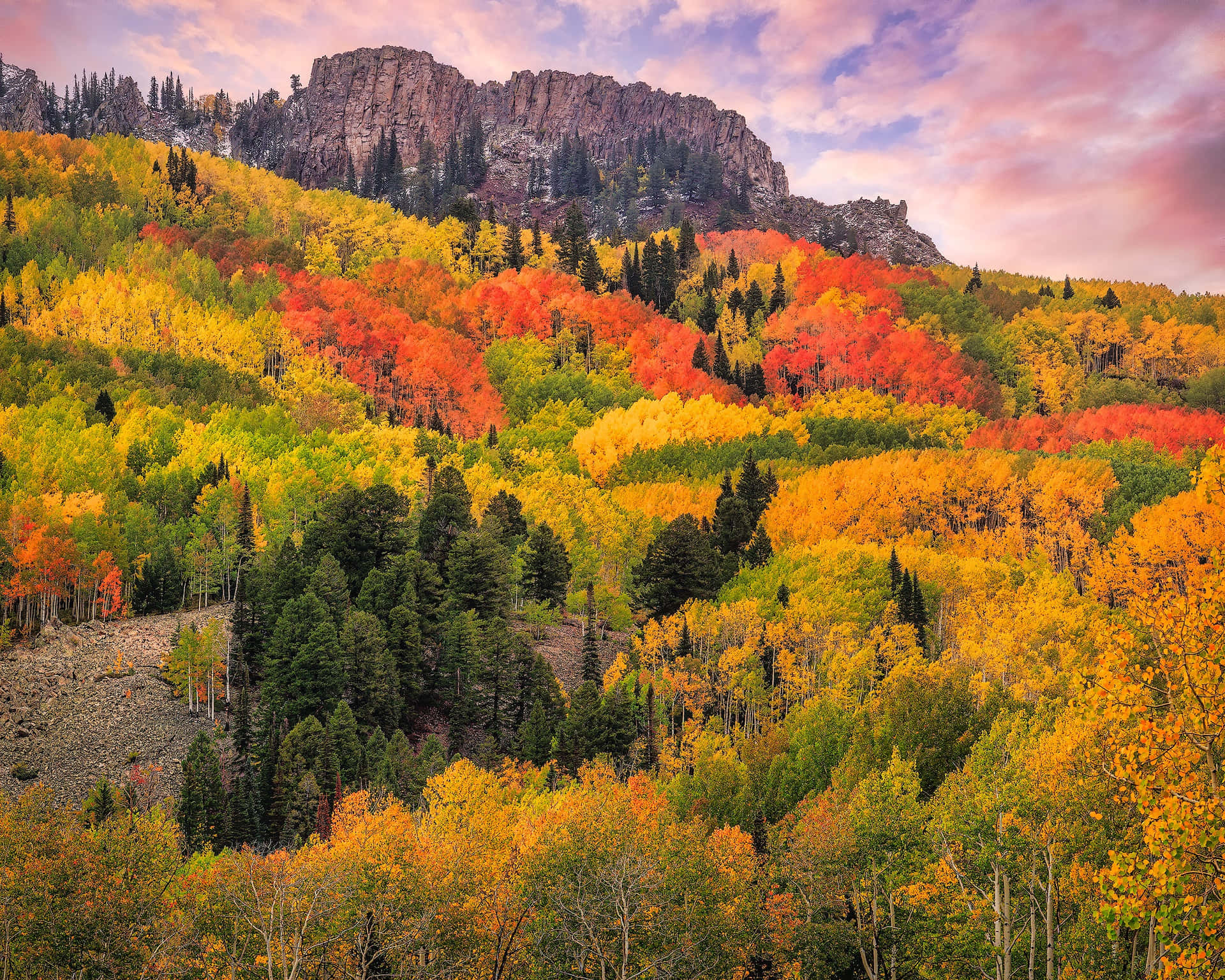 Enchanting Fall Season in Scenic Mountain Landscape Wallpaper