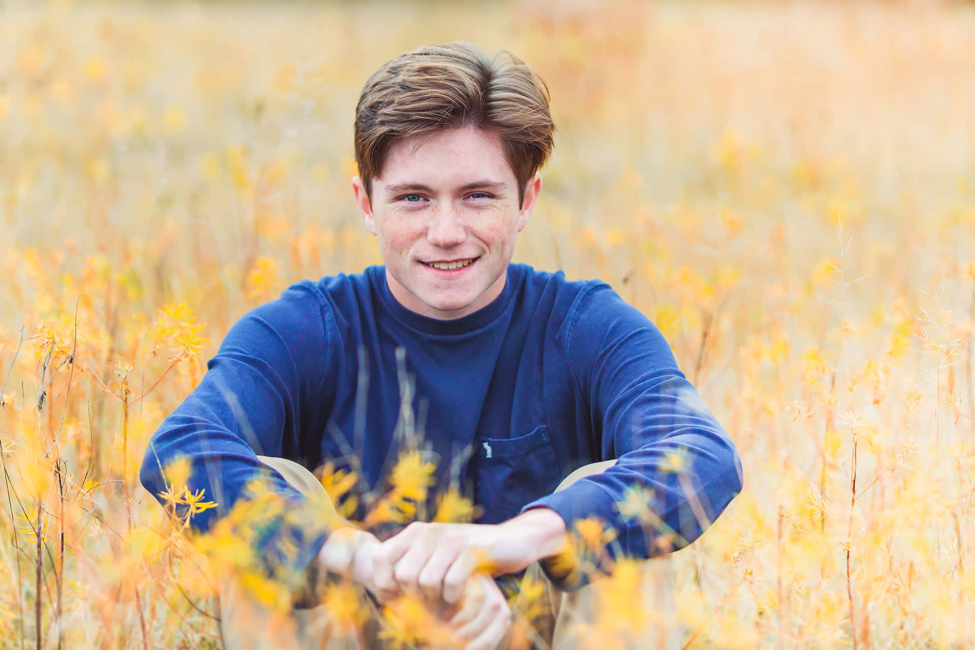 Capture lasting memories with the perfect Fall Senior portrait.