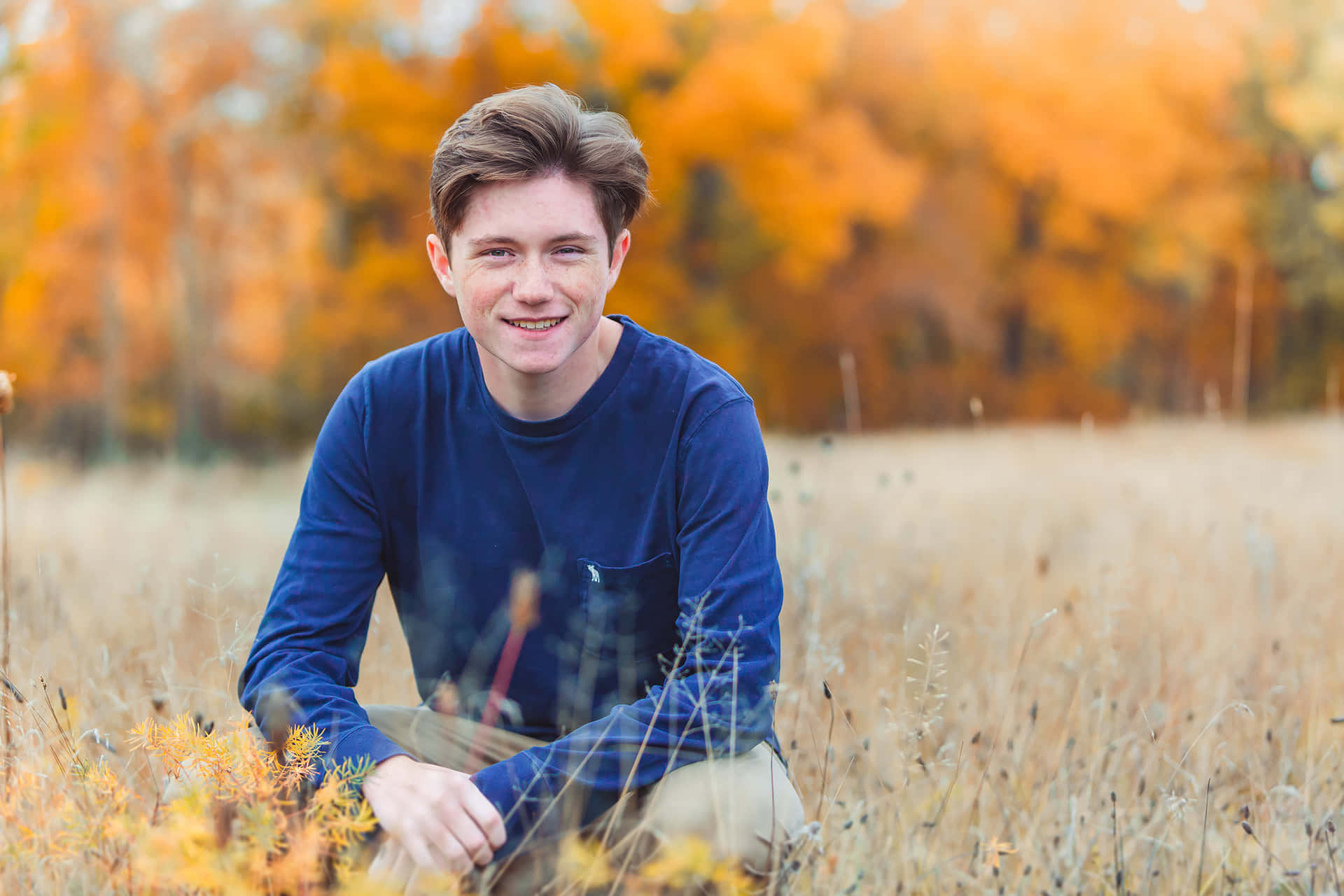 Soak in the beauty of a crisp Autumn day for your Senior pictures!