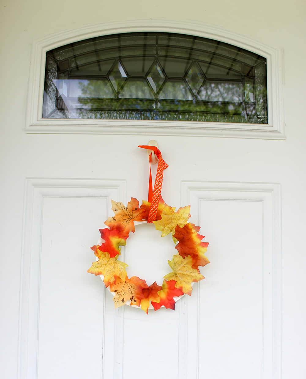 Fall Wreath - A Festive Door Decoration Wallpaper