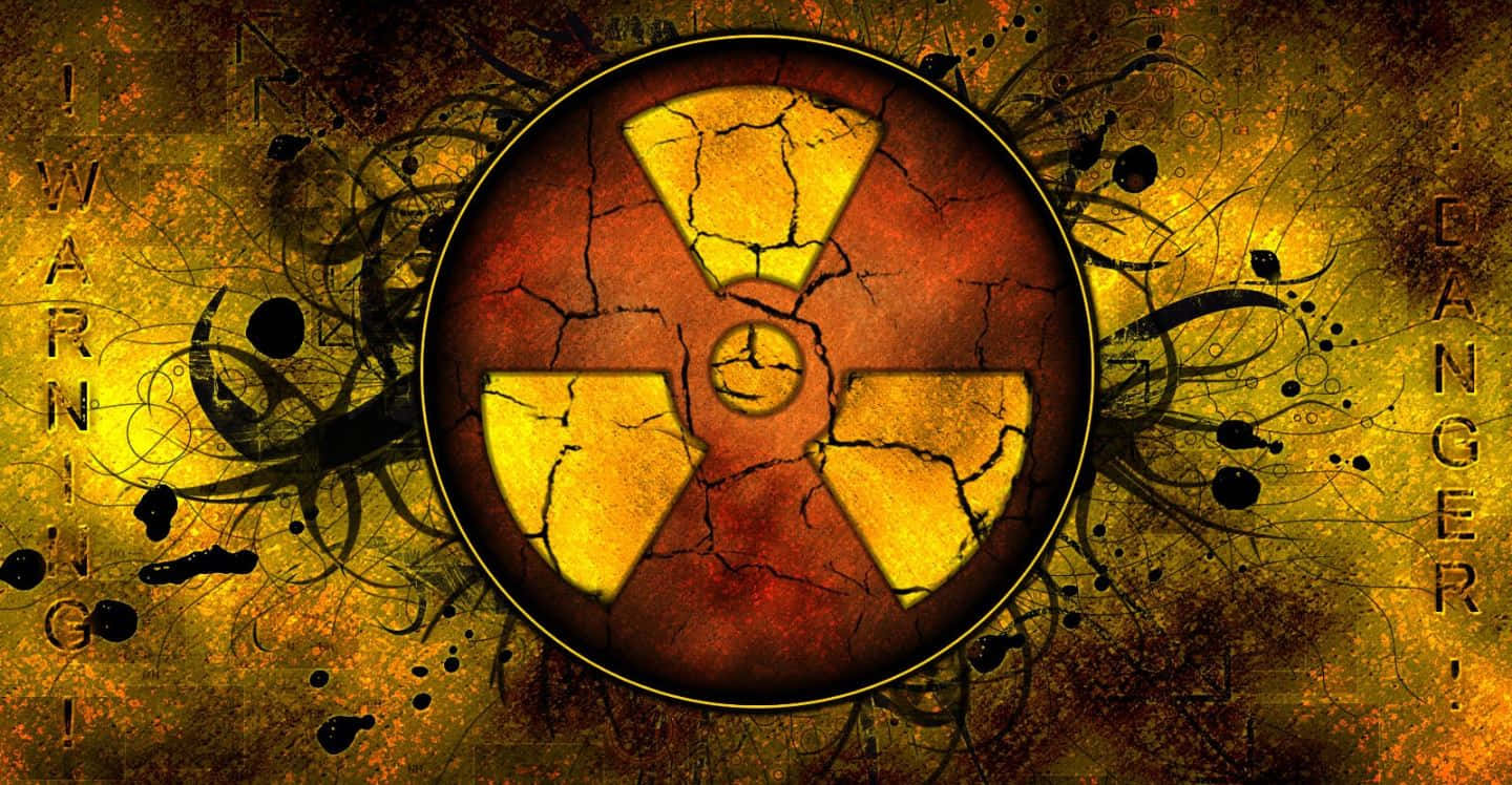 A powerful nuclear explosion shatters the landscape in the Fallout game series. Wallpaper