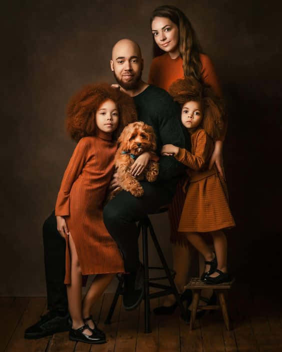 Enkärleksfull Familjeporträtt. Wallpaper