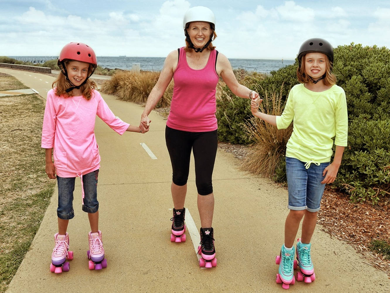 Family Rollerblading Leisure Activity Wallpaper