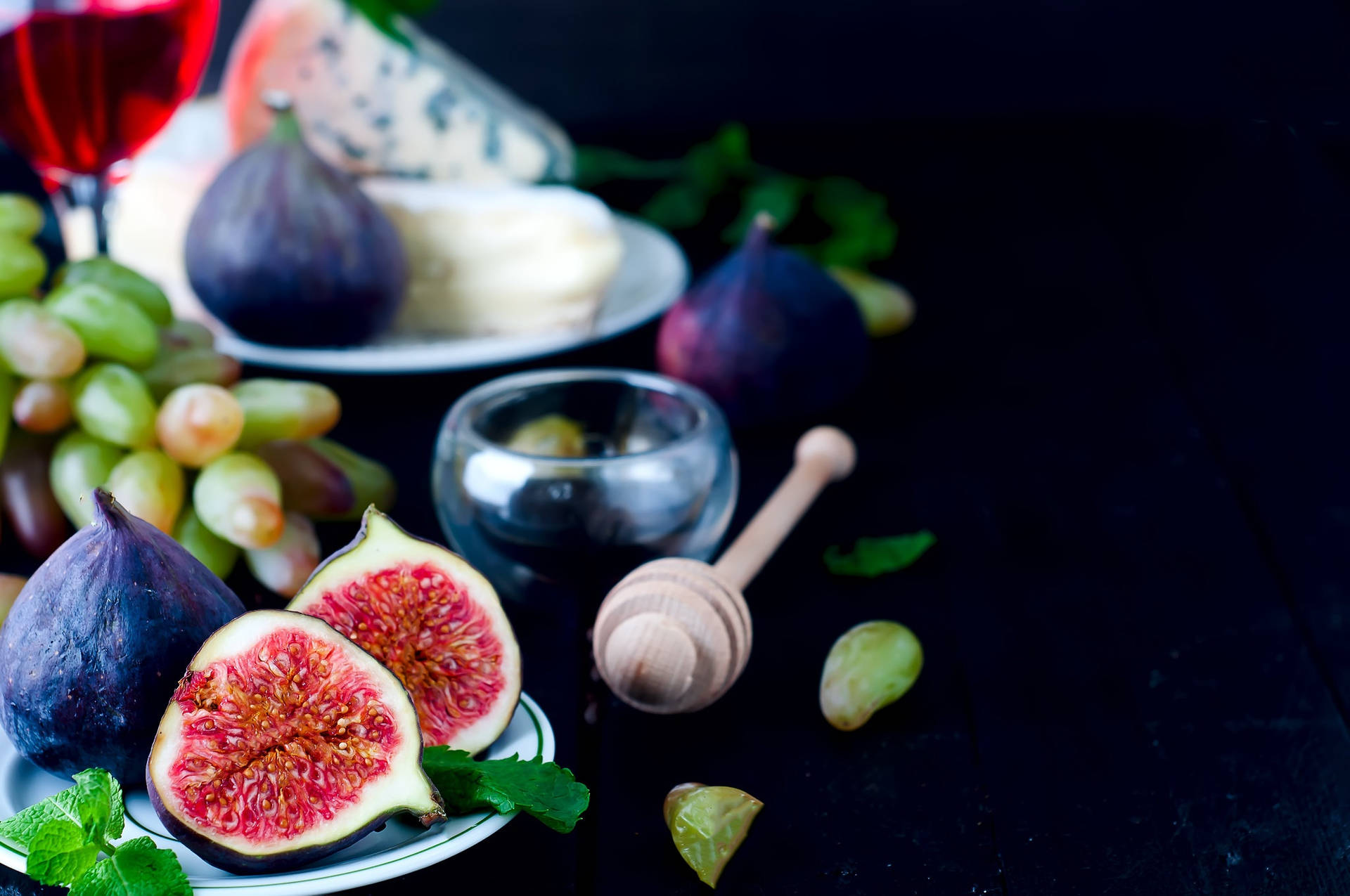 Fancy Dessert Table With Figs Wallpaper