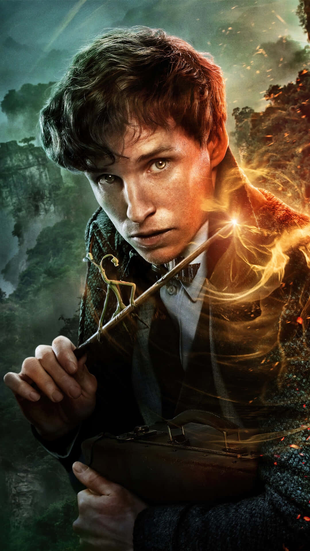 Newt Scamander with magical creatures in Fantastic Beasts Wallpaper