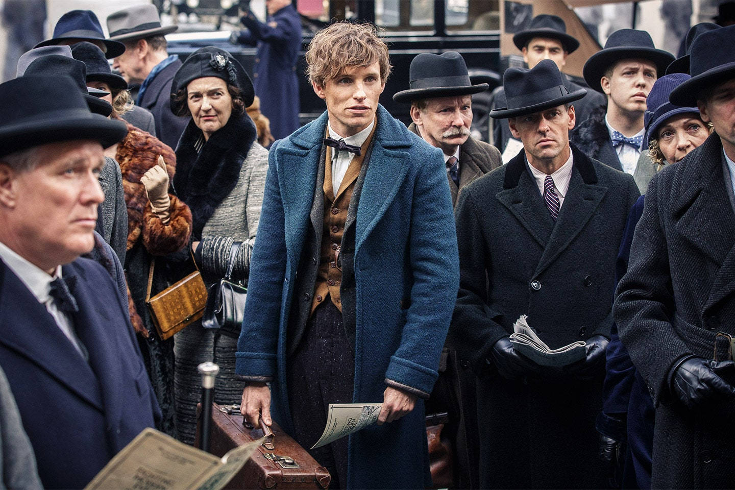 Fantastic Beasts And Where To Find Them Newt Scamander In A Crowd Wallpaper