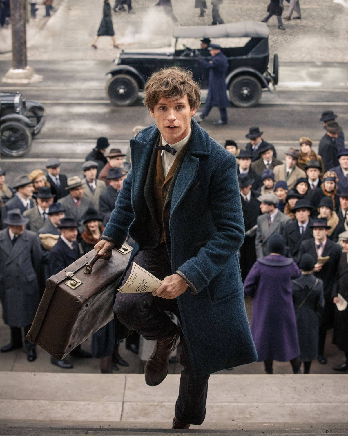 Fantastic Beasts And Where To Find Them Newt Scamander Poster Wallpaper