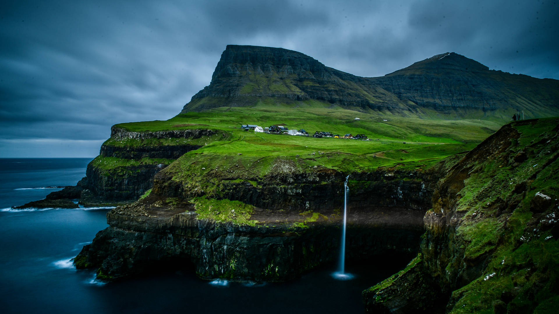 Faroe Islands Mountains Scenery