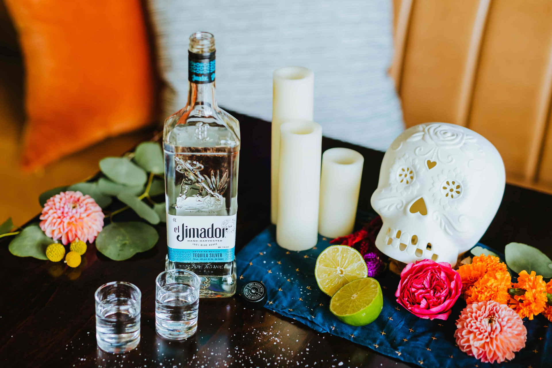 Fotografíafascinante De El Jimador Silver Tequila Desde Un Ángulo Alto. Fondo de pantalla
