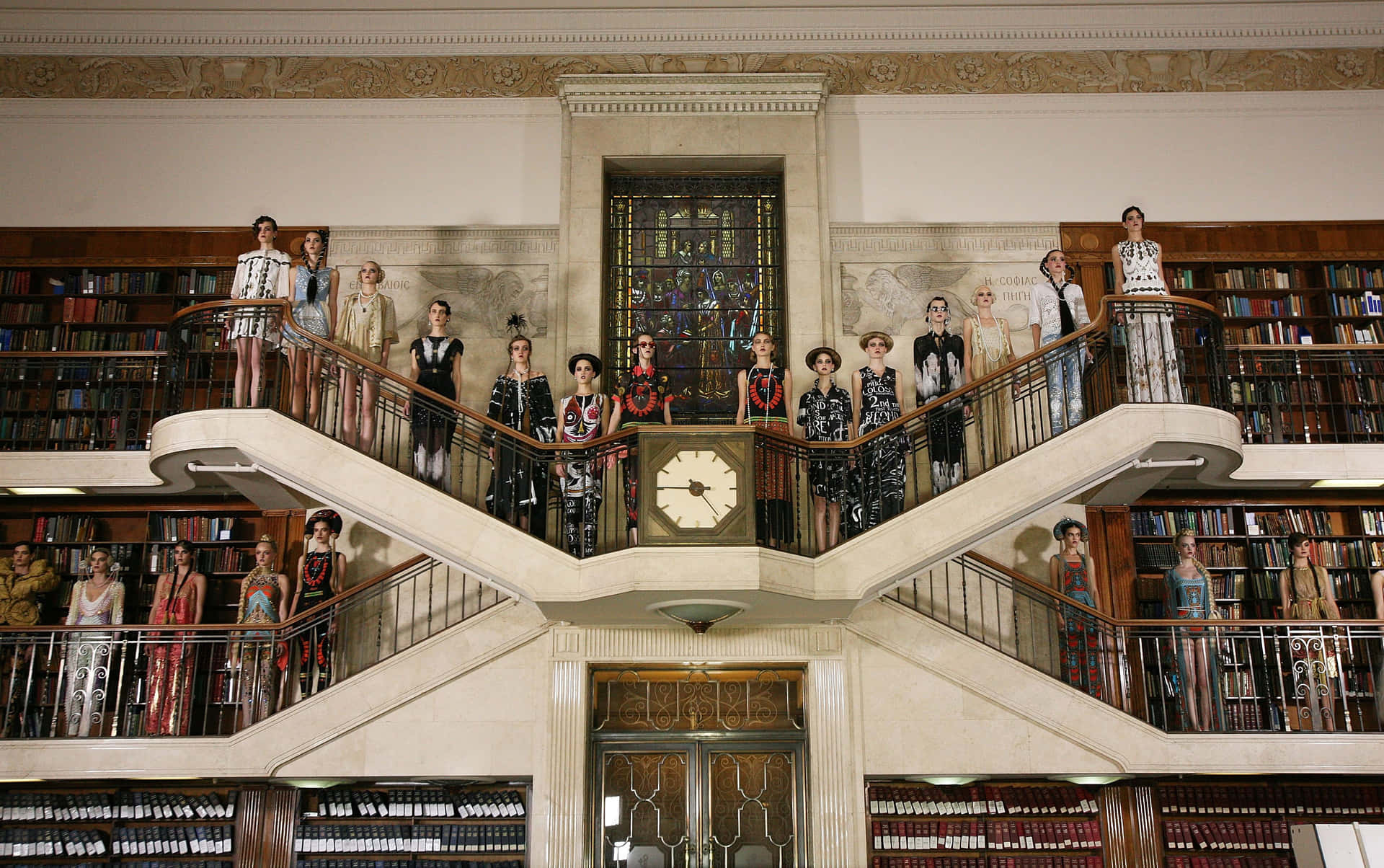 Mode Show In Historische Bibliotheek Achtergrond