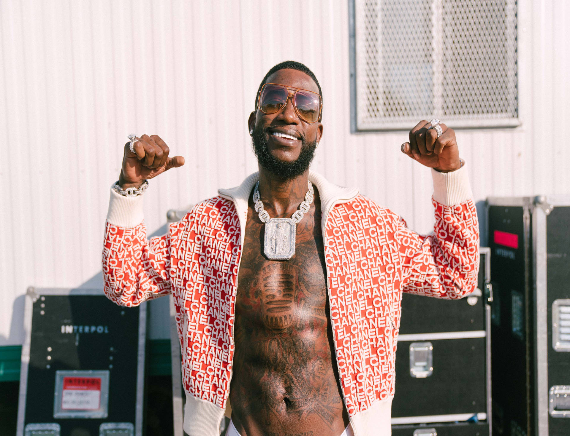 Fashionable Rapper Gucci Mane Wallpaper