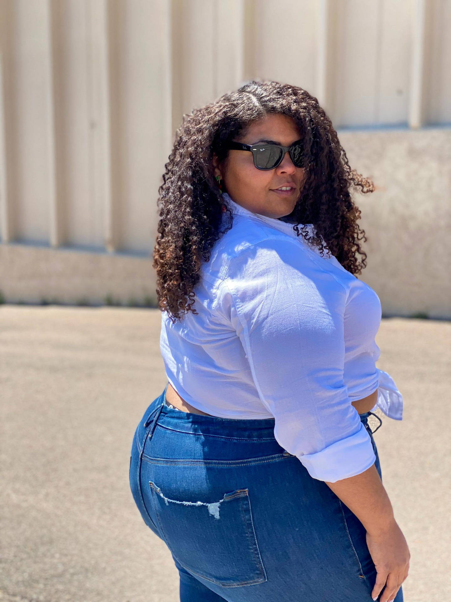 Fat Black Woman Denim Jeans Wallpaper