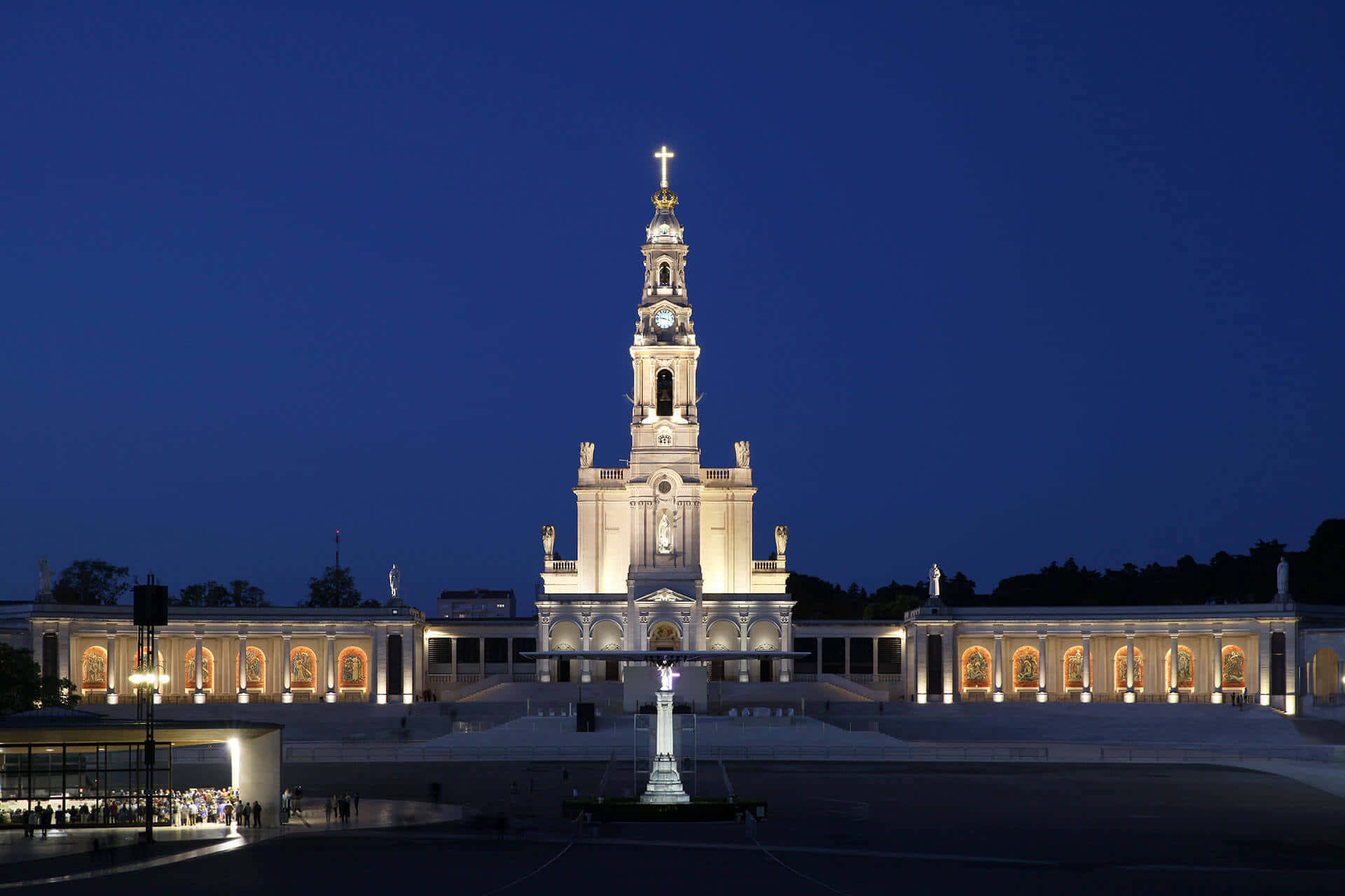 Fatima Sanctuary In Portugal At Night Picture